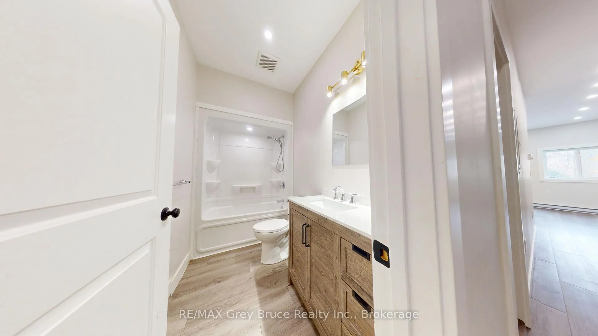 Photo 8 of Unit Unit 5, 39 1st Avenue S, Arran-Elderslie — HOMEH