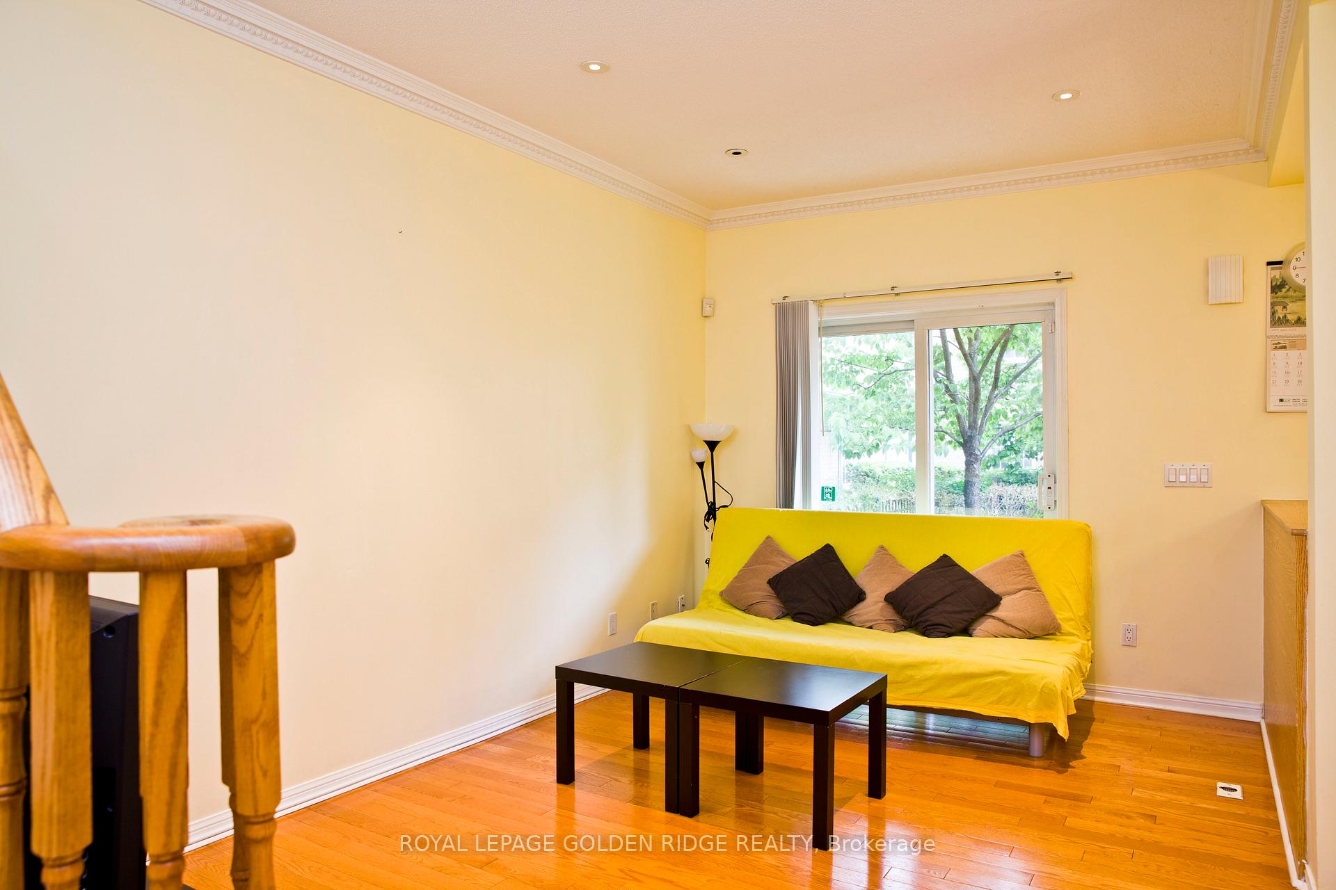 Photo 4 of Unit 7, 14 St. Moritz Way, Markham, Unionville — HOMEH