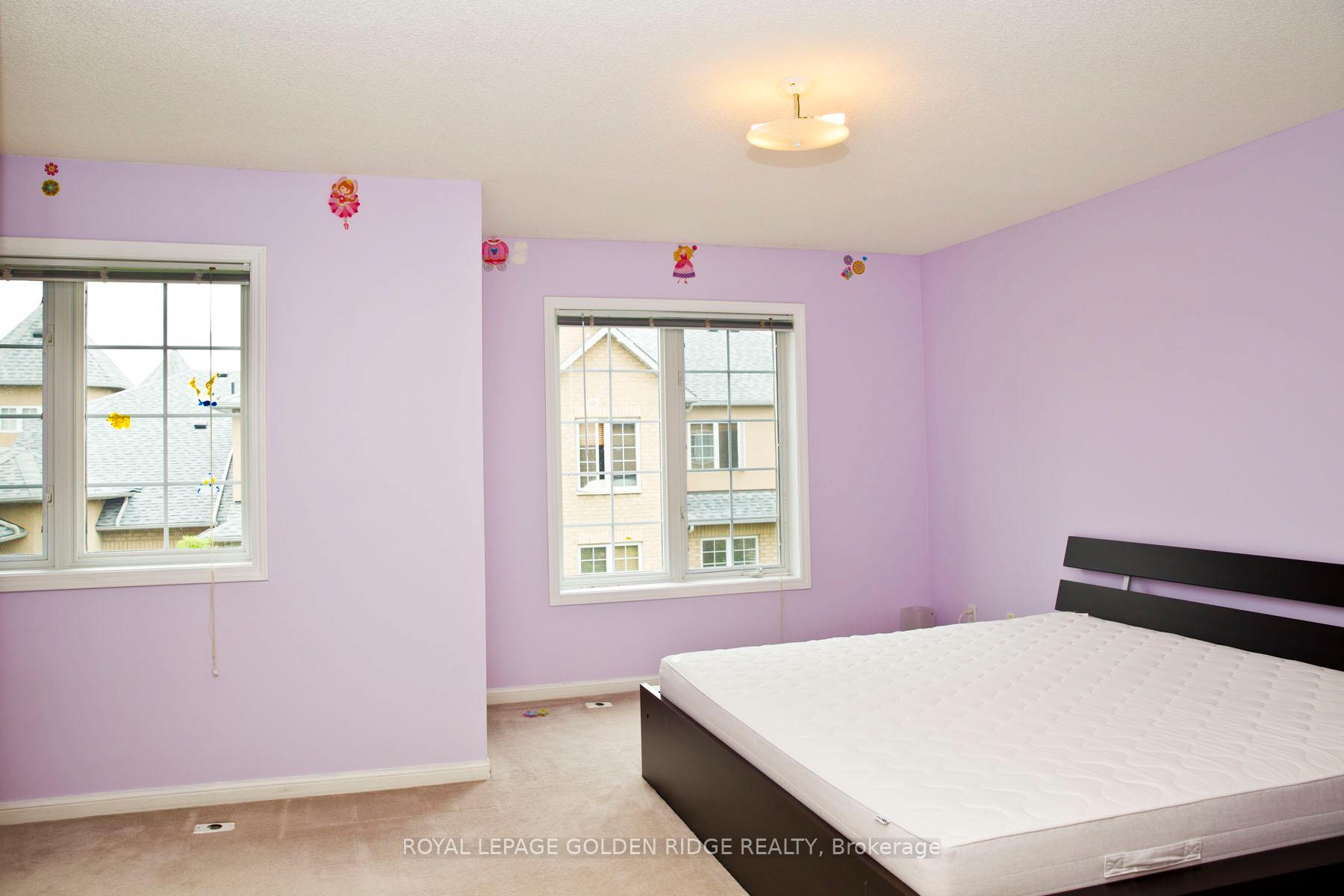 Photo 10 of Unit 7, 14 St. Moritz Way, Markham, Unionville — HOMEH