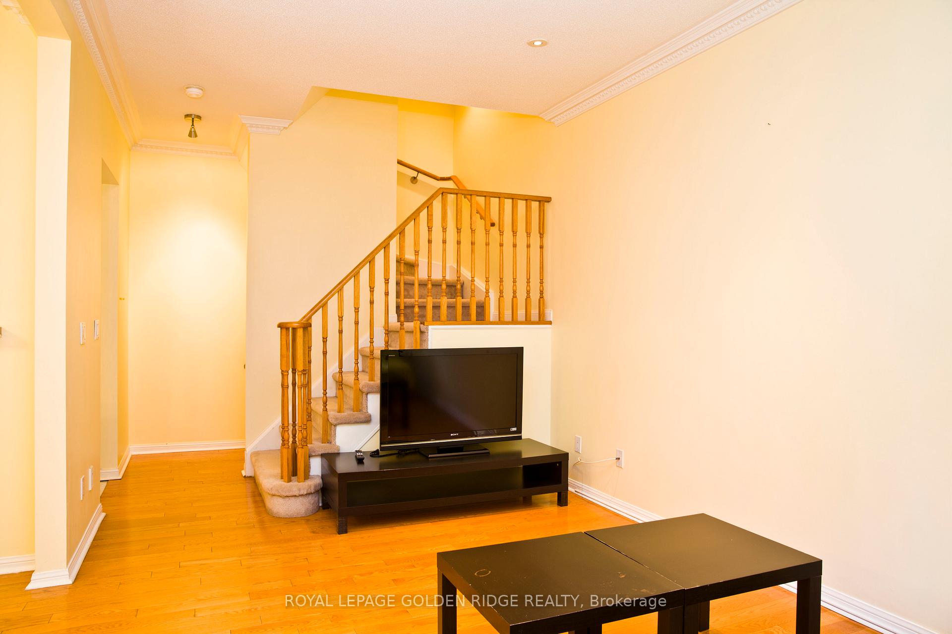 Photo 19 of Unit 7, 14 St. Moritz Way, Markham, Unionville — HOMEH