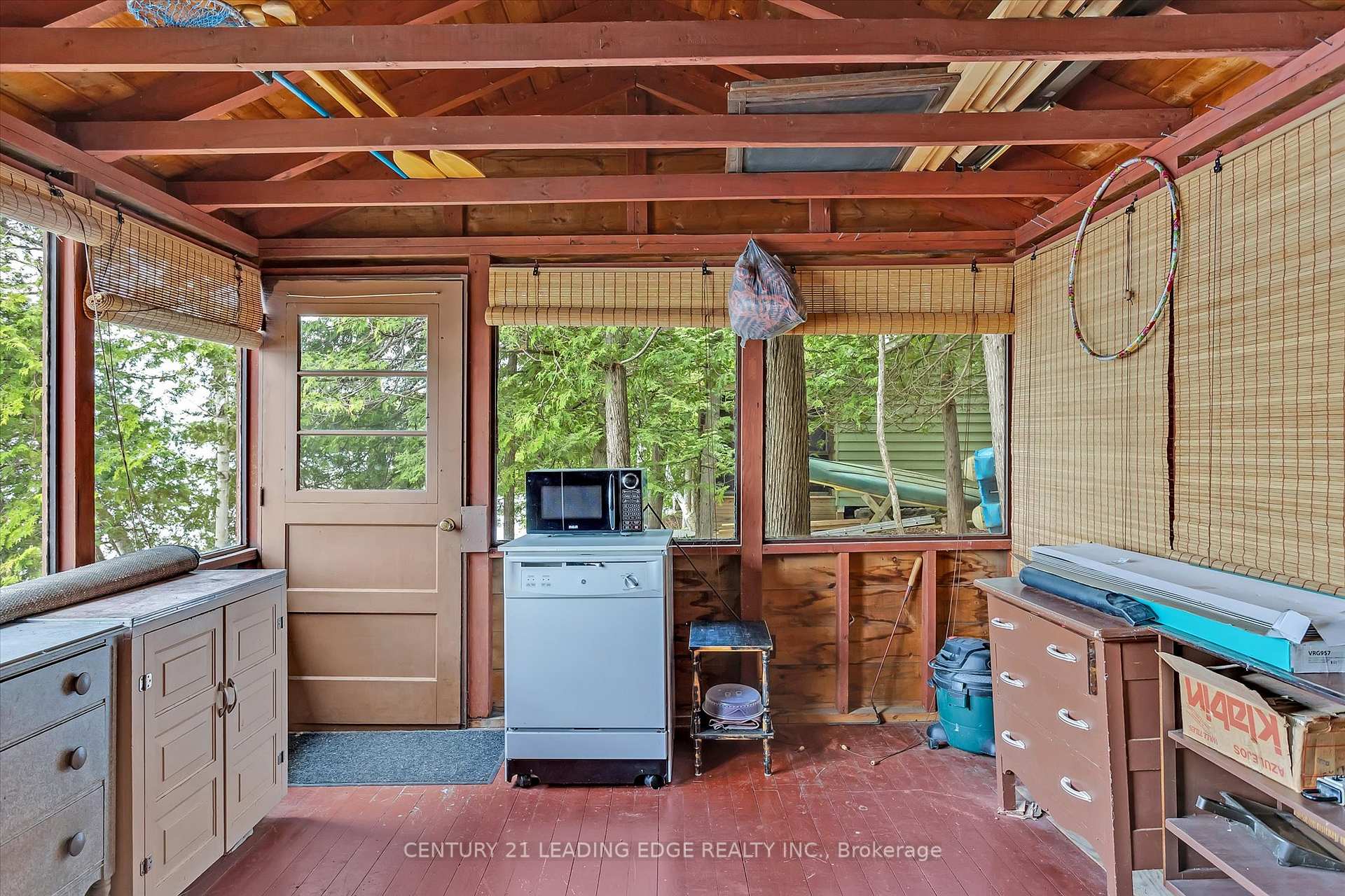 Photo 4 of 1956 White Lake Road E, Douro-Dummer — HOMEH