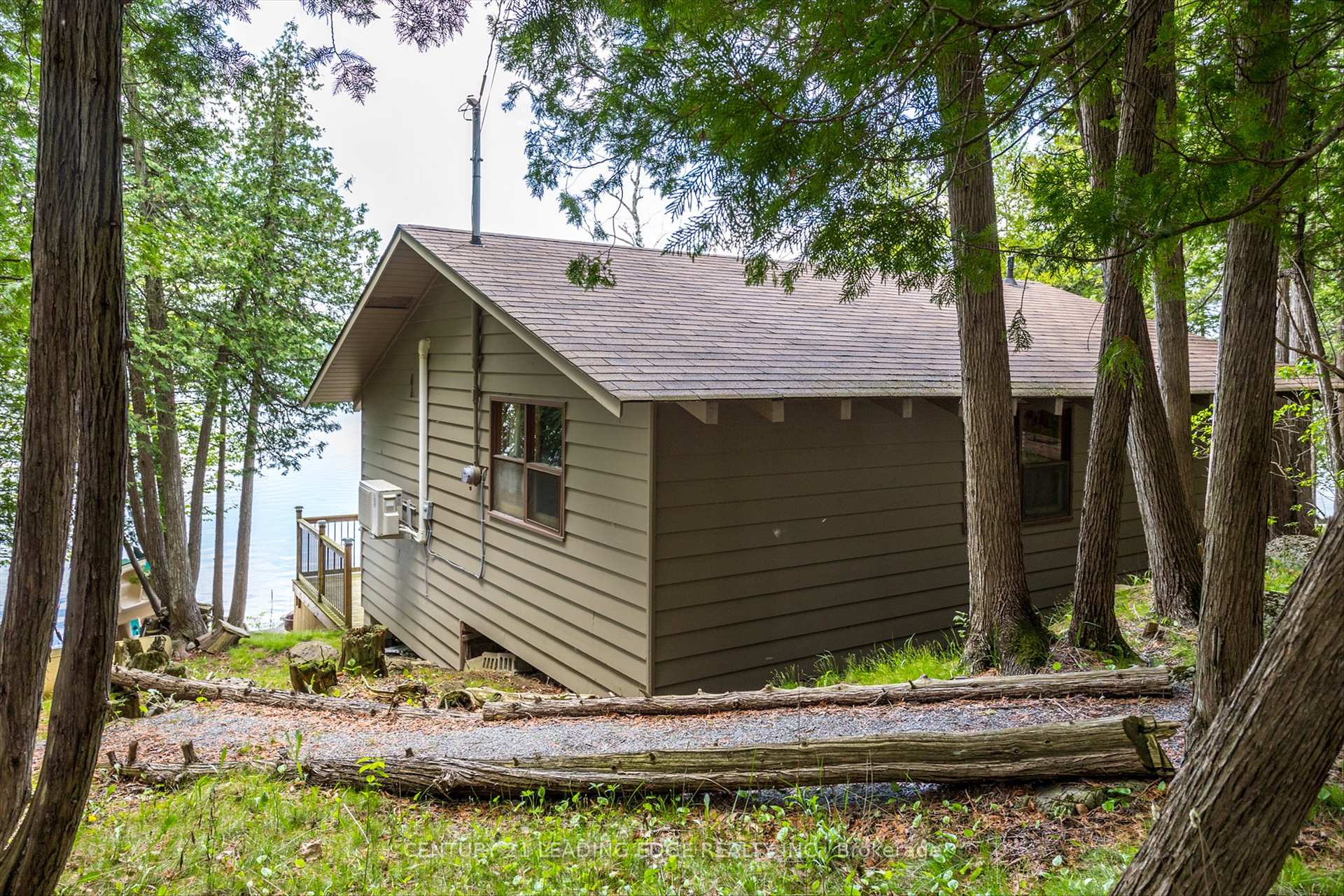 Photo 23 of 1956 White Lake Road E, Douro-Dummer — HOMEH