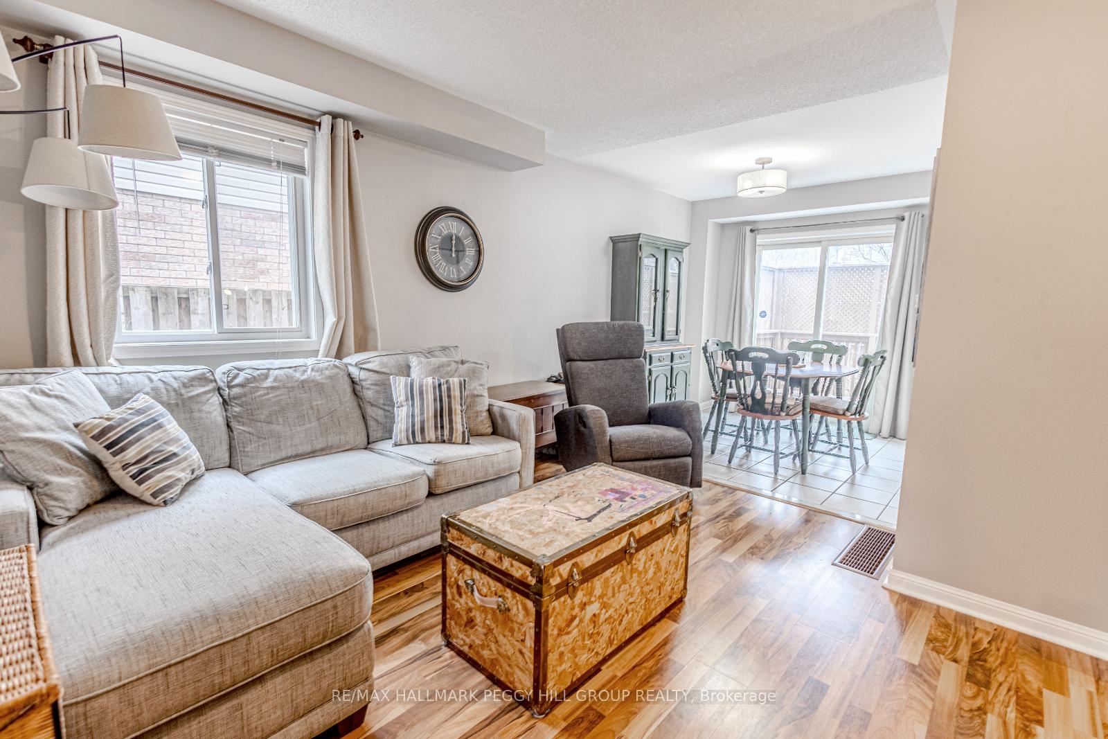 Photo 5 of 71 Pringle Drive, Barrie, Edgehill Drive — HOMEH