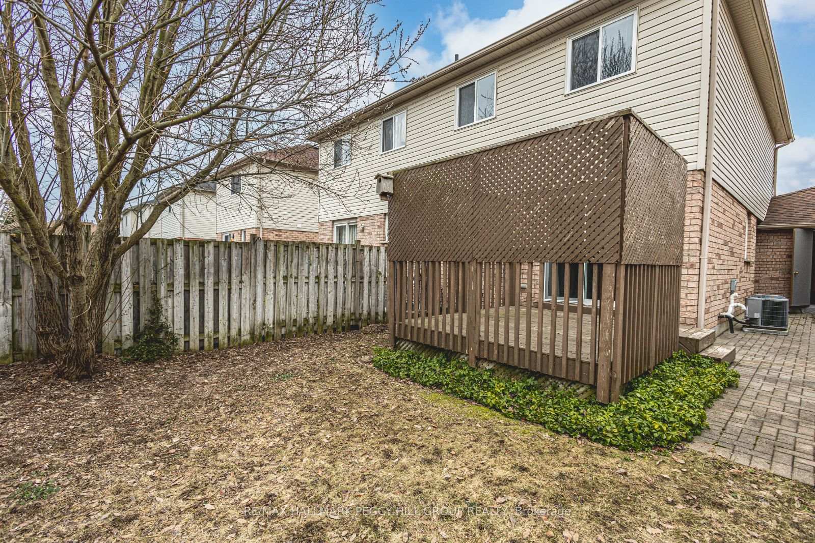 Photo 12 of 71 Pringle Drive, Barrie, Edgehill Drive — HOMEH