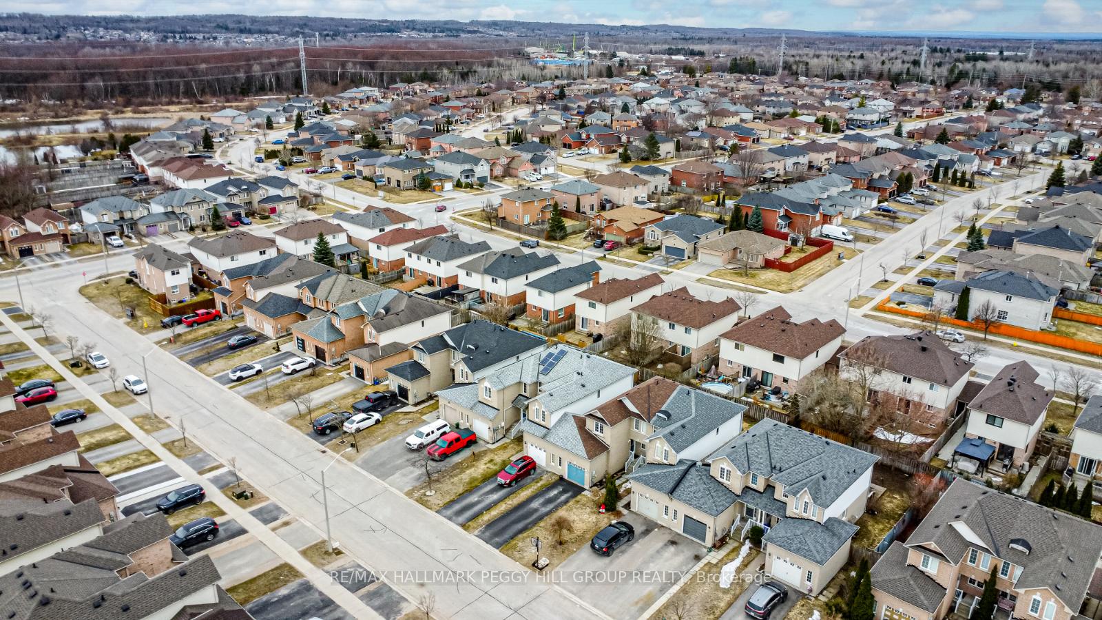 Photo 14 of 71 Pringle Drive, Barrie, Edgehill Drive — HOMEH