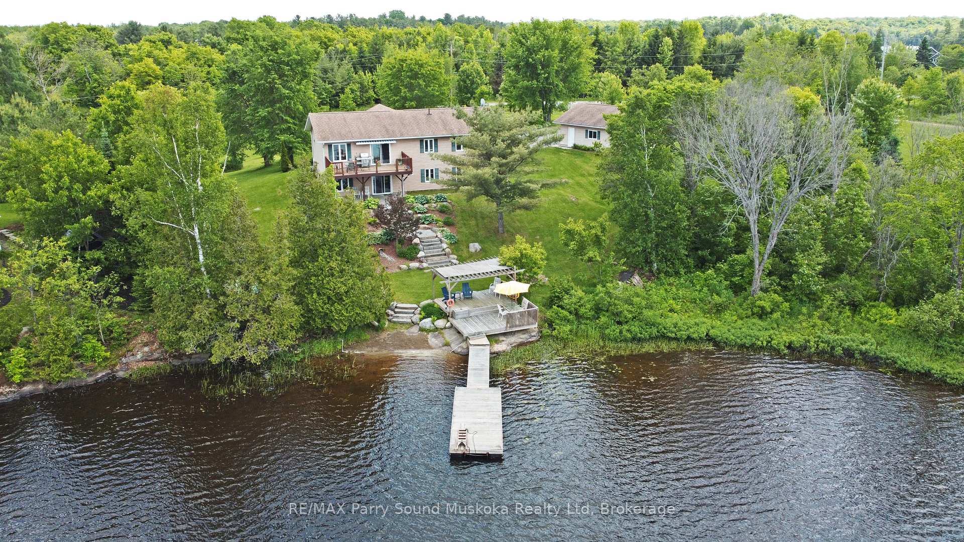 Photo 4 of 17 Martha Drive, McKellar — HOMEH