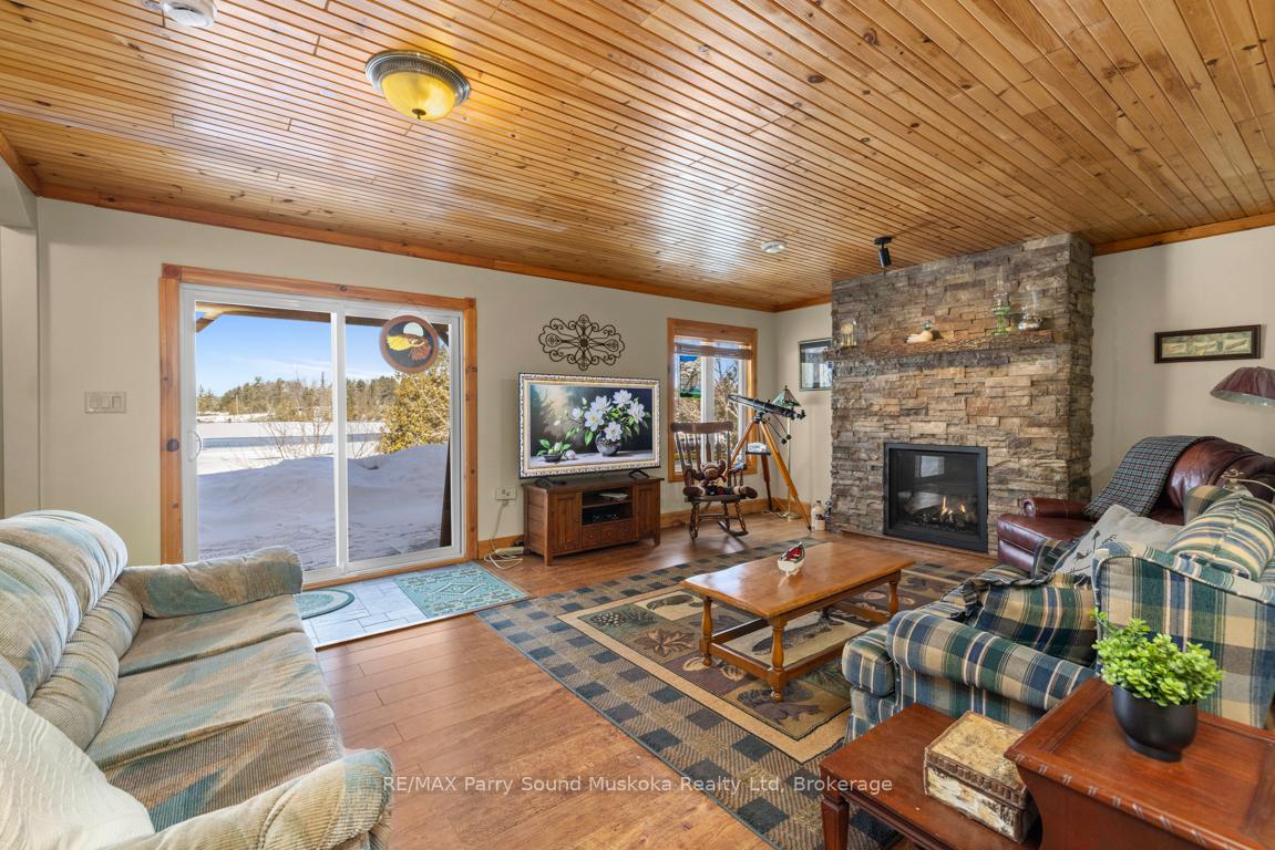 Photo 9 of 17 Martha Drive, McKellar — HOMEH