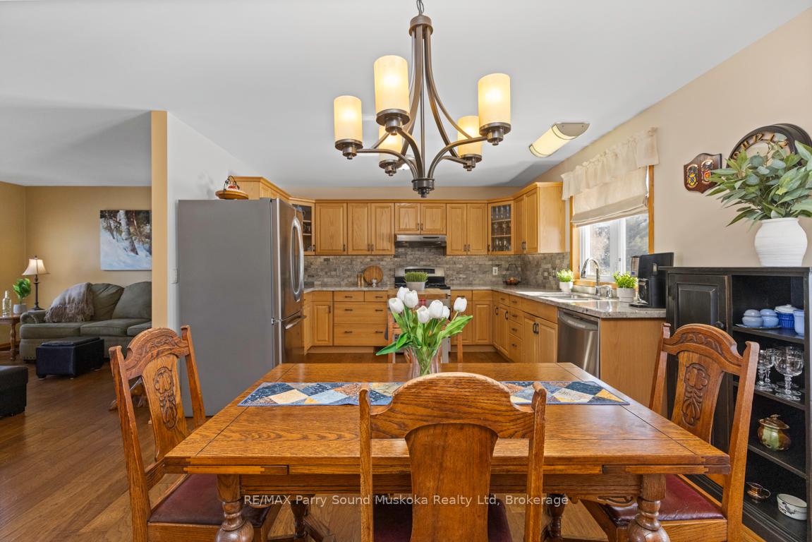 Photo 18 of 17 Martha Drive, McKellar — HOMEH