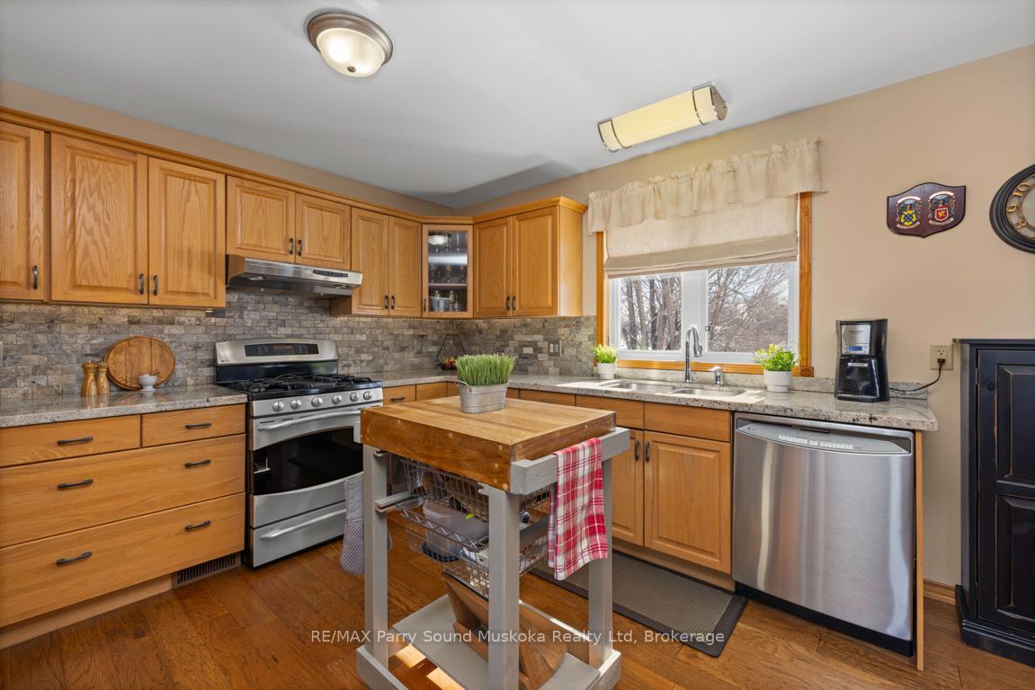 Photo 20 of 17 Martha Drive, McKellar — HOMEH