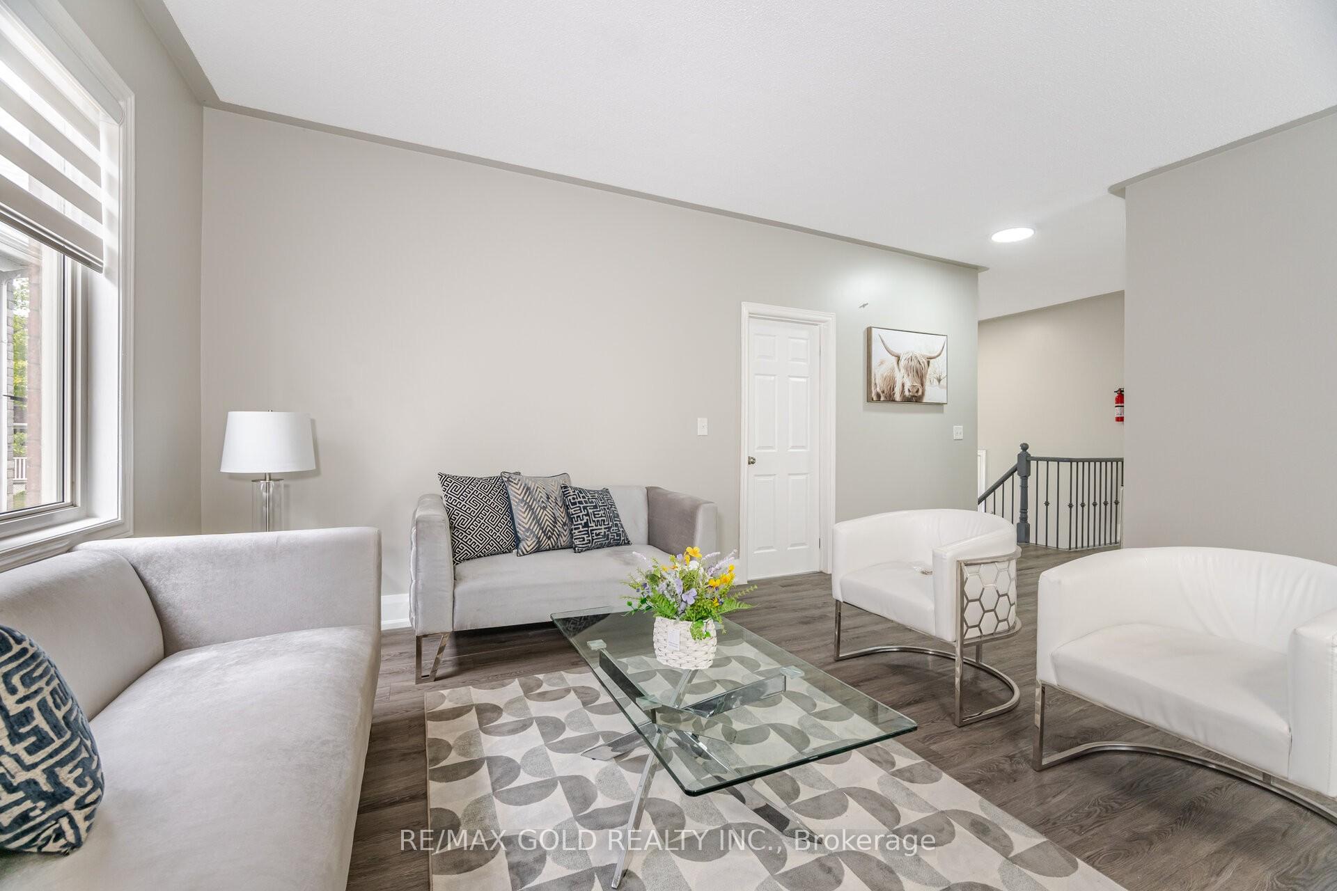 Photo 3 of 79 Donwoods Court, Brampton, Vales of Castlemore — HOMEH