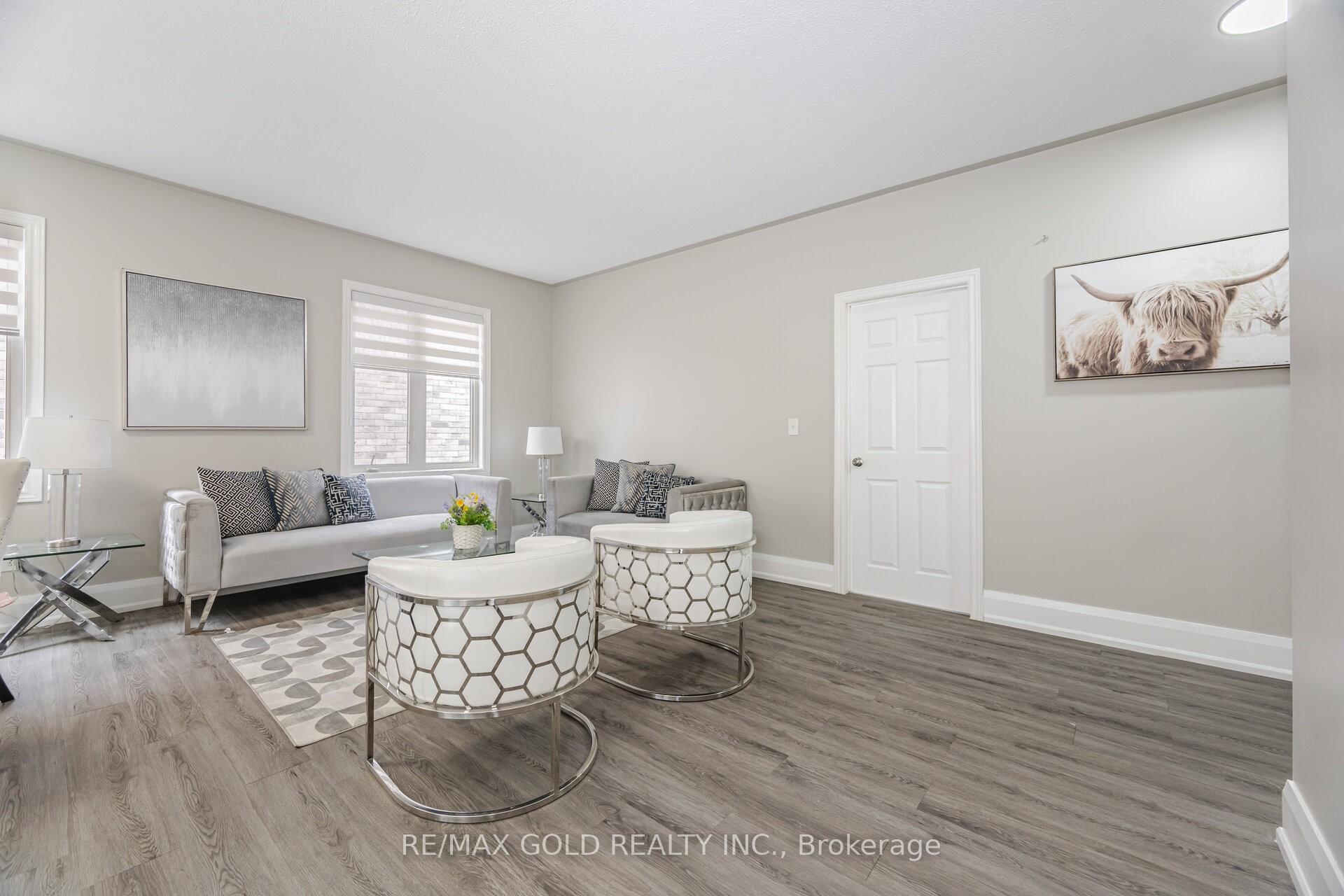 Photo 4 of 79 Donwoods Court, Brampton, Vales of Castlemore — HOMEH