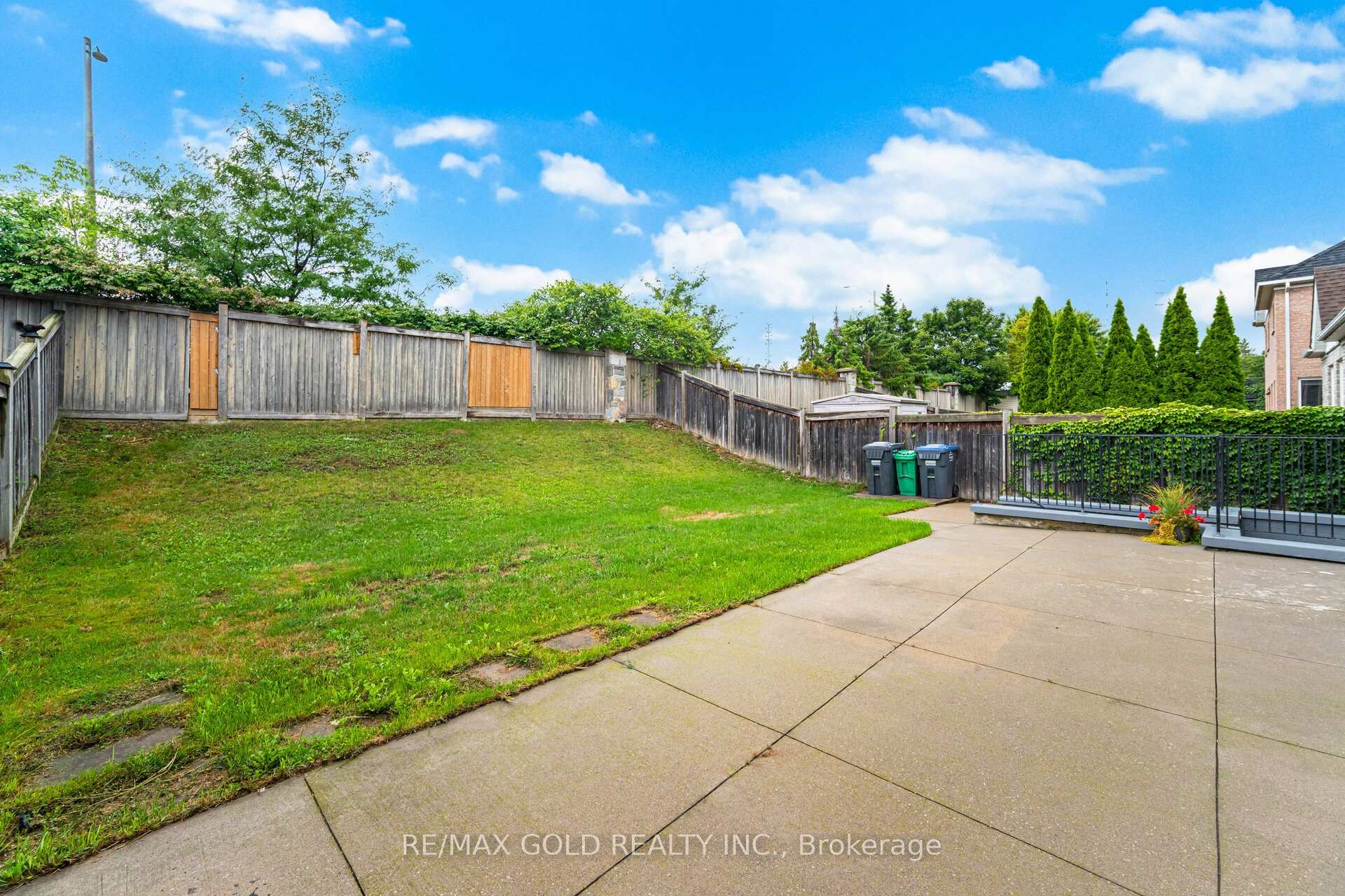 Photo 22 of 79 Donwoods Court, Brampton, Vales of Castlemore — HOMEH