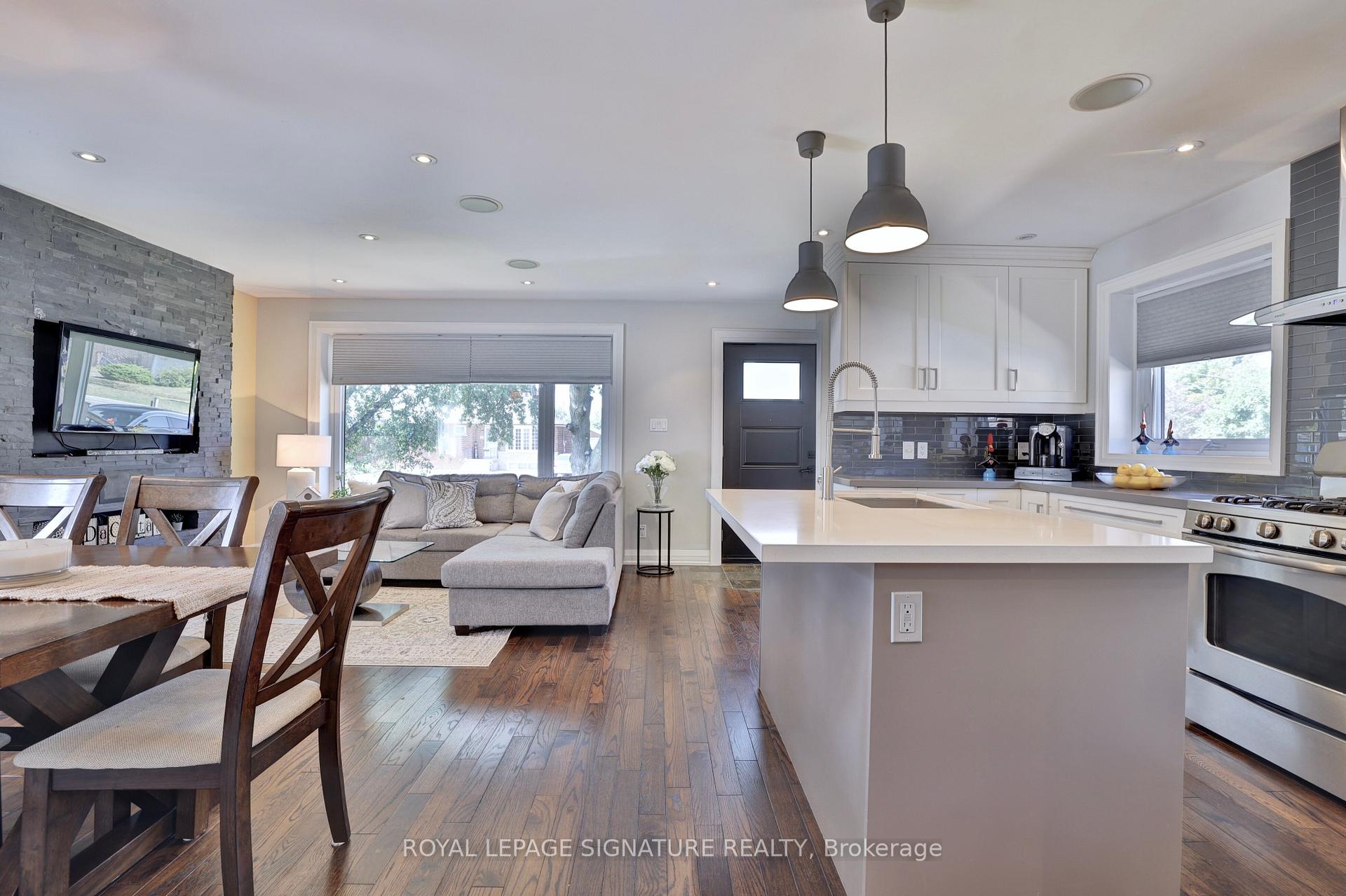 Photo 7 of 21 Harper Road, Brampton, Brampton East — HOMEH