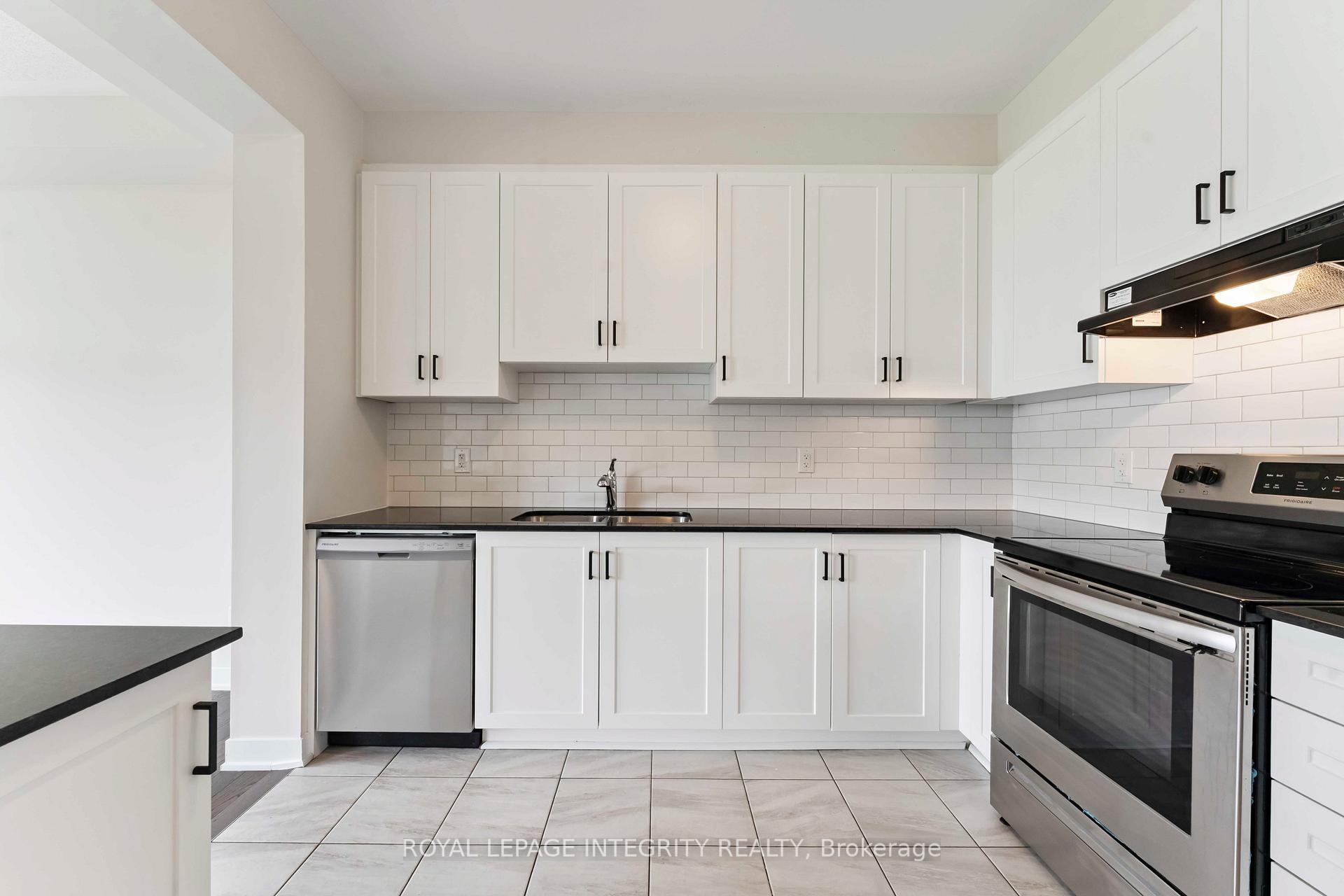 Photo 9 of 227 Ormiston Crescent, Ottawa, Barrhaven - Stonebridge — HOMEH