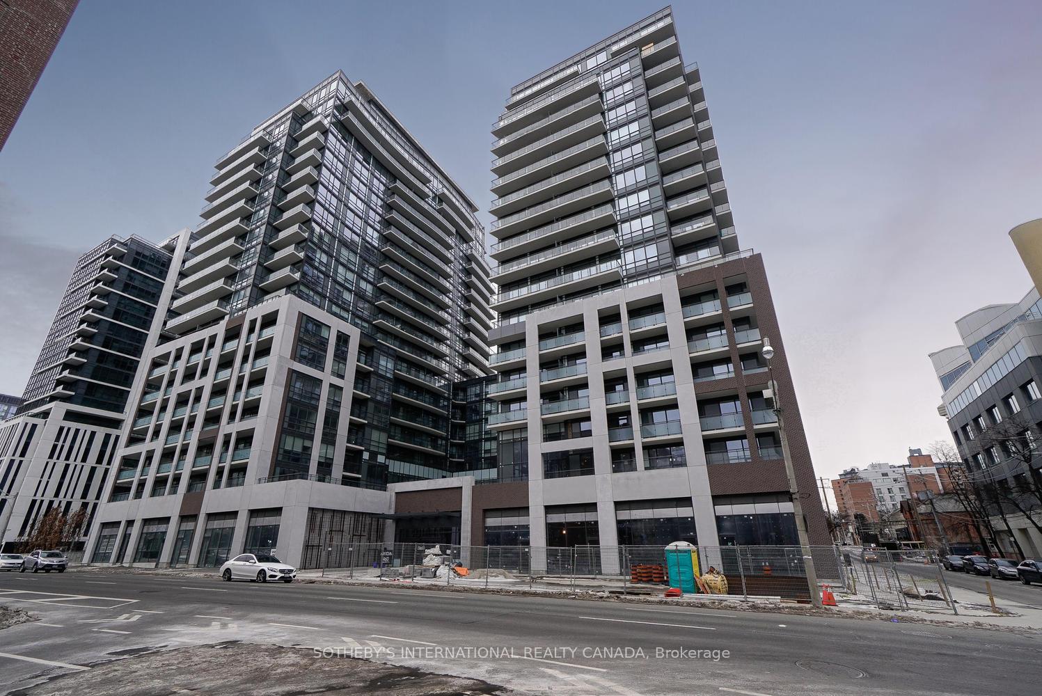 Front of Unit Ph207, 460 Adelaide Street E