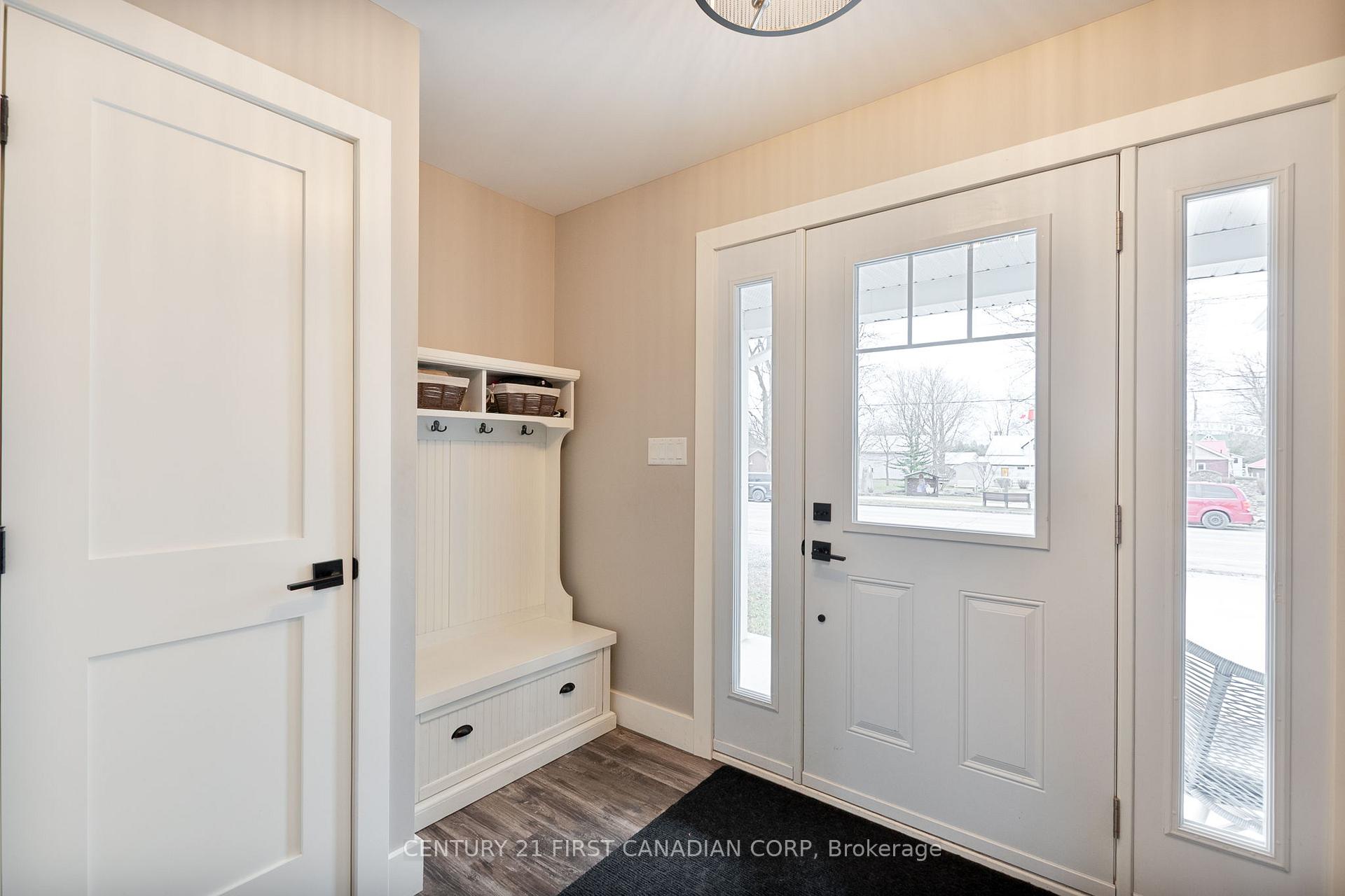 Photo 5 of 51130 Ron McNeil Line, Malahide, Springfield — HOMEH