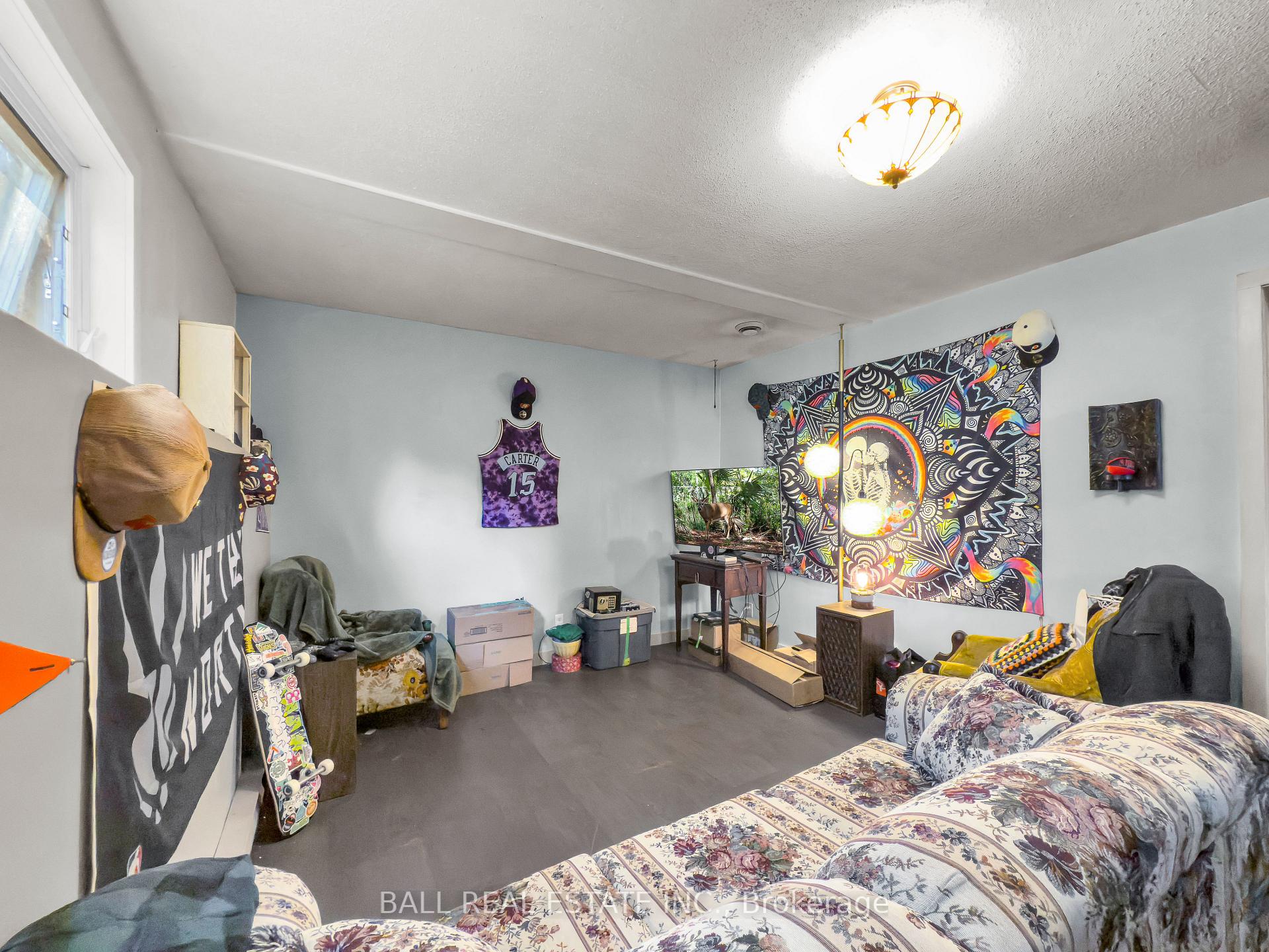 Photo 19 of 230 Yonge Street, Burk's Falls — HOMEH