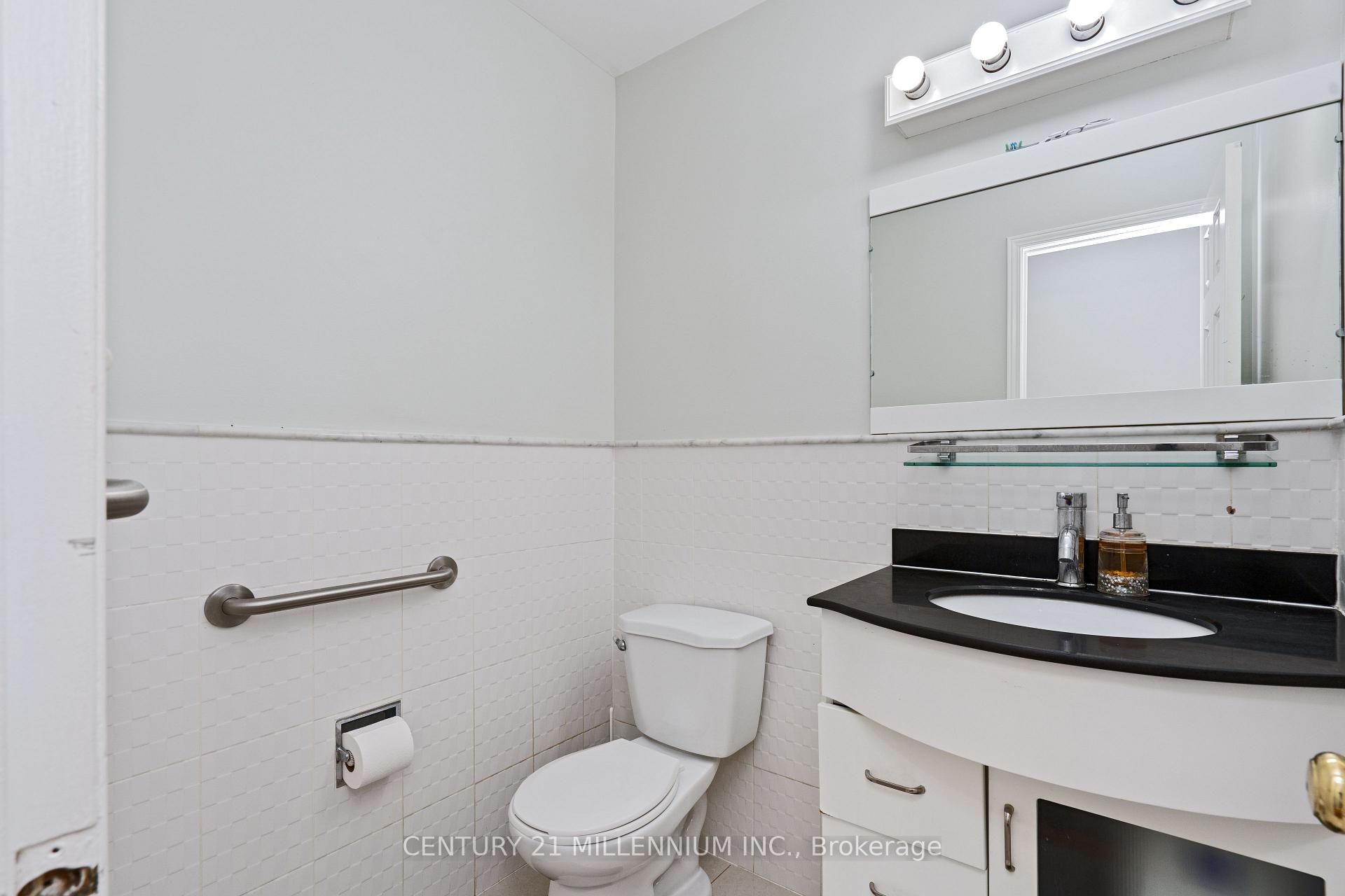 Photo 34 of 29 Mossbank Drive, Brampton, Fletcher's Creek South — HOMEH