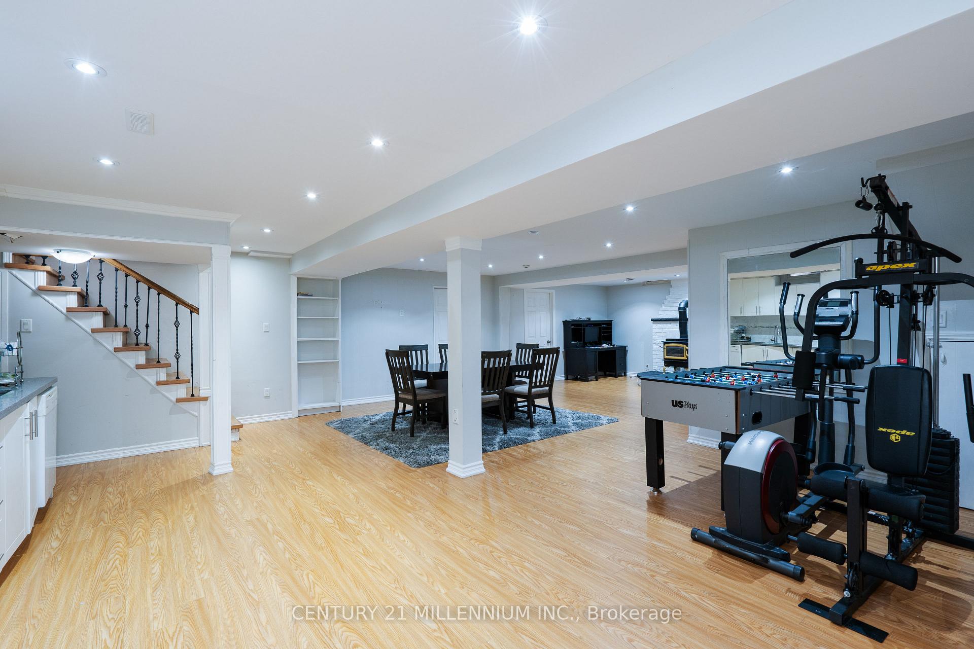 Photo 23 of 29 Mossbank Drive, Brampton, Fletcher's Creek South — HOMEH