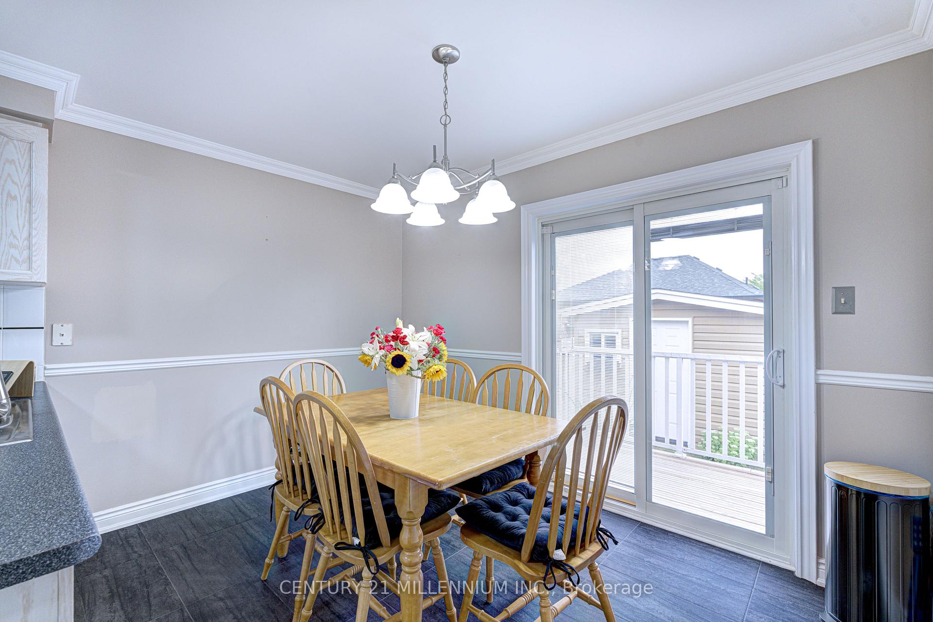 Photo 15 of 26 Suncrest Drive, Brampton, Brampton West — HOMEH