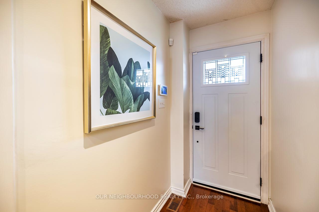 Photo 11 of 87 Flamingo Crescent, Brampton, Southgate — HOMEH