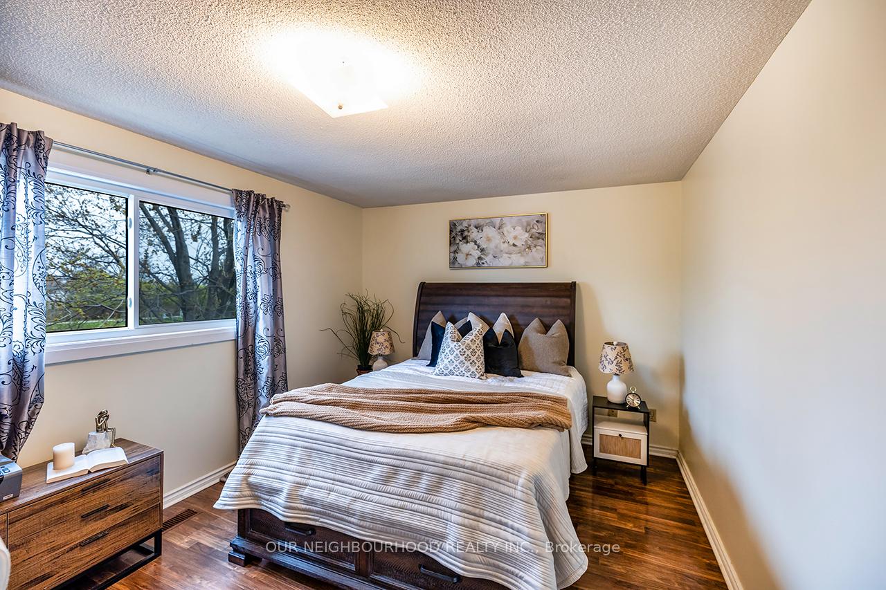 Photo 5 of 87 Flamingo Crescent, Brampton, Southgate — HOMEH