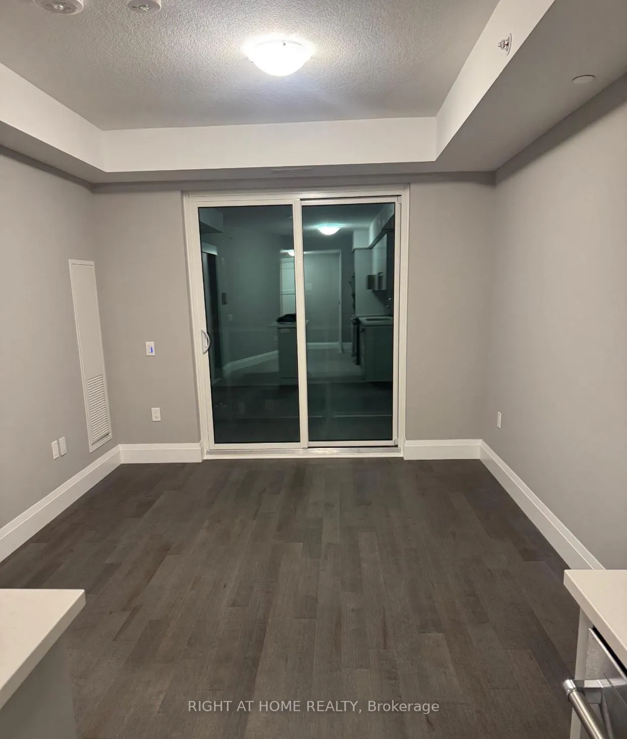 Photo 3 of Unit 1109, 93 Arthur Street S, Guelph, St. Patrick's Ward — HOMEH