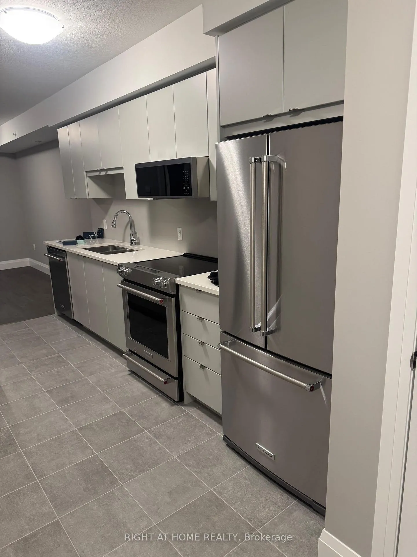 Photo 5 of Unit 1109, 93 Arthur Street S, Guelph, St. Patrick's Ward — HOMEH
