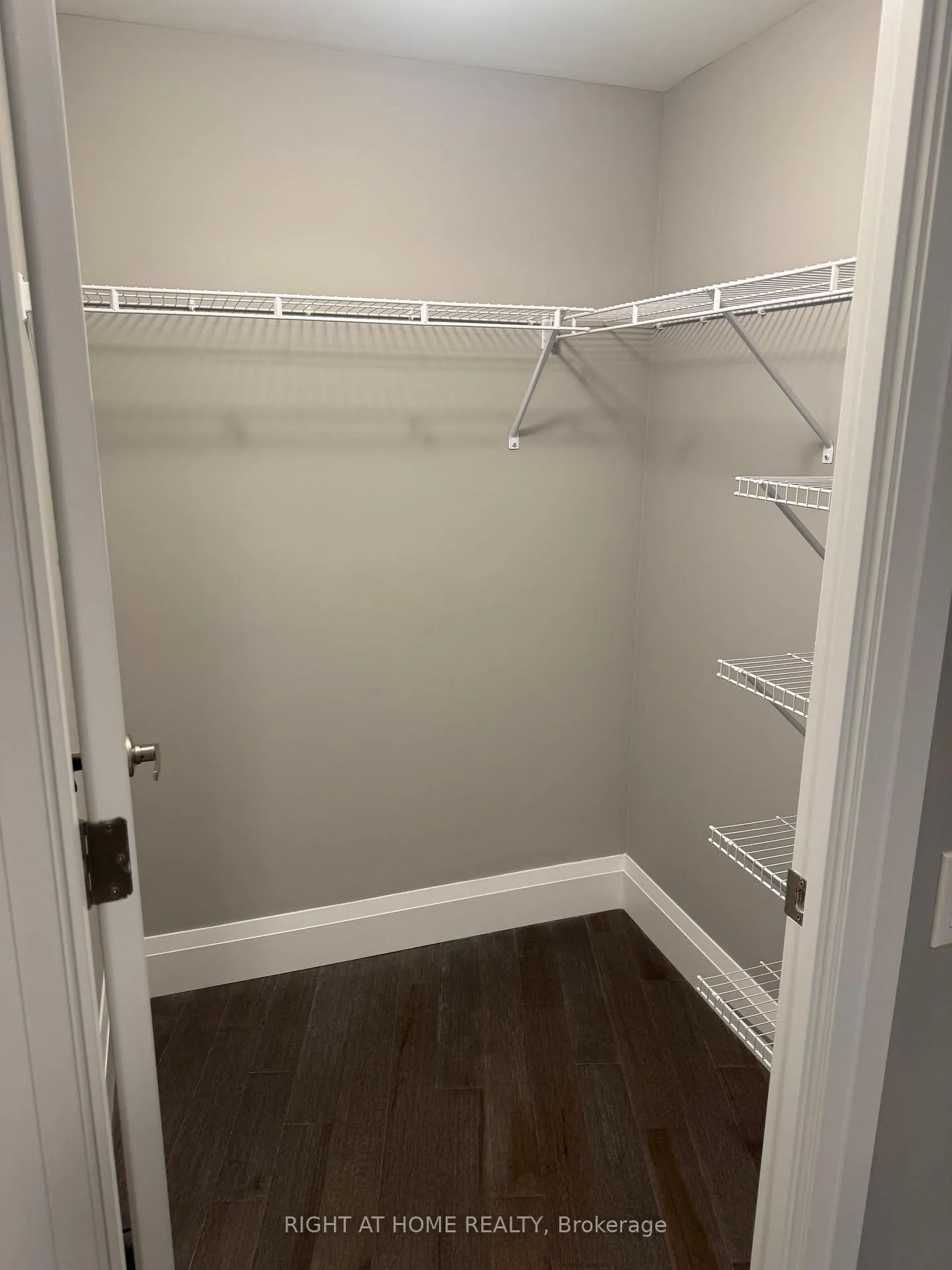 Photo 8 of Unit 1109, 93 Arthur Street S, Guelph, St. Patrick's Ward — HOMEH