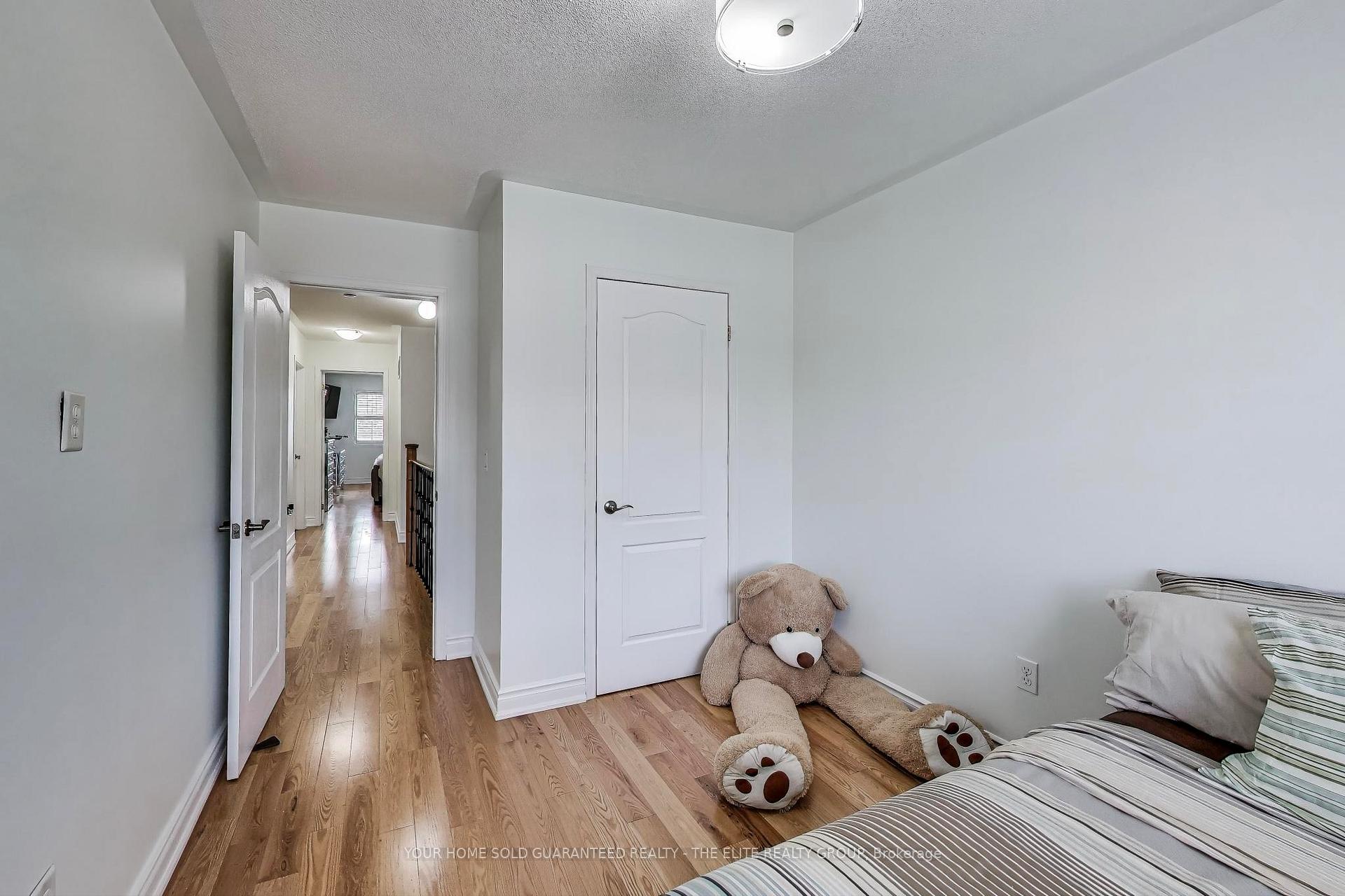 Photo 11 of 7 Lotus Street, Brampton, Bram East — HOMEH