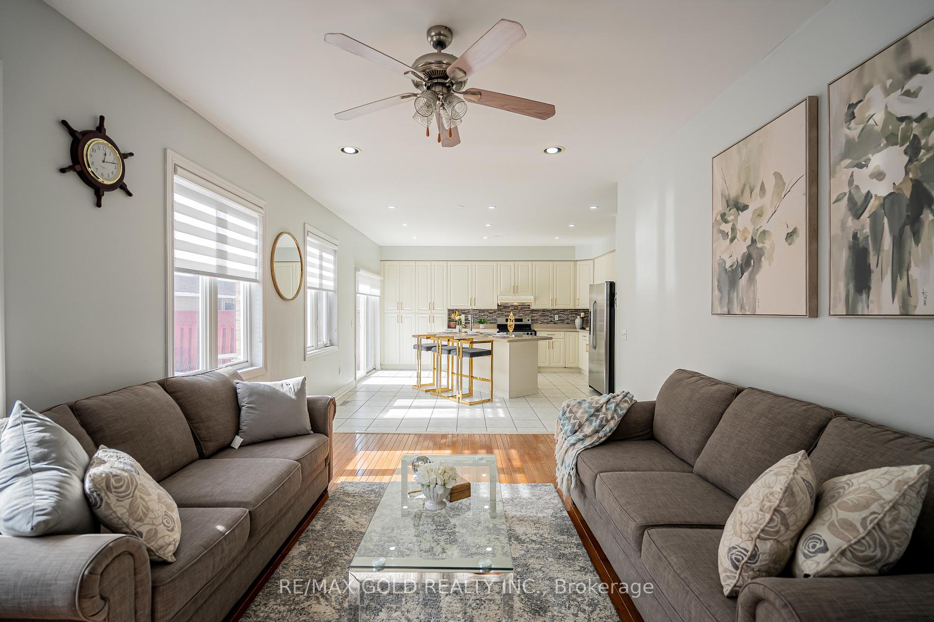 Photo 10 of 19 Rushbrook Drive, Brampton, Vales of Castlemore — HOMEH