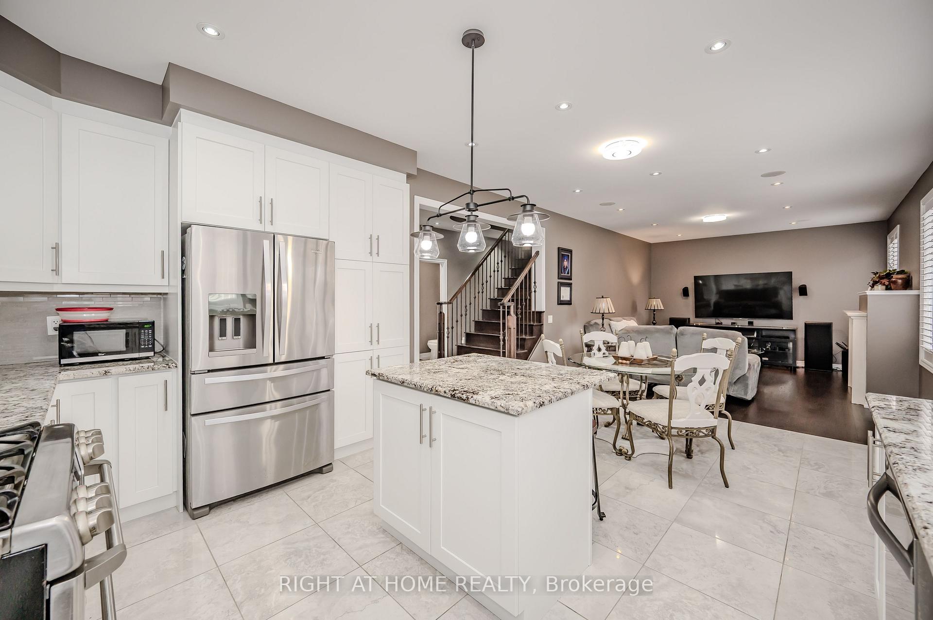 Photo 10 of 64 Kalmia Road, Brampton, Credit Valley — HOMEH
