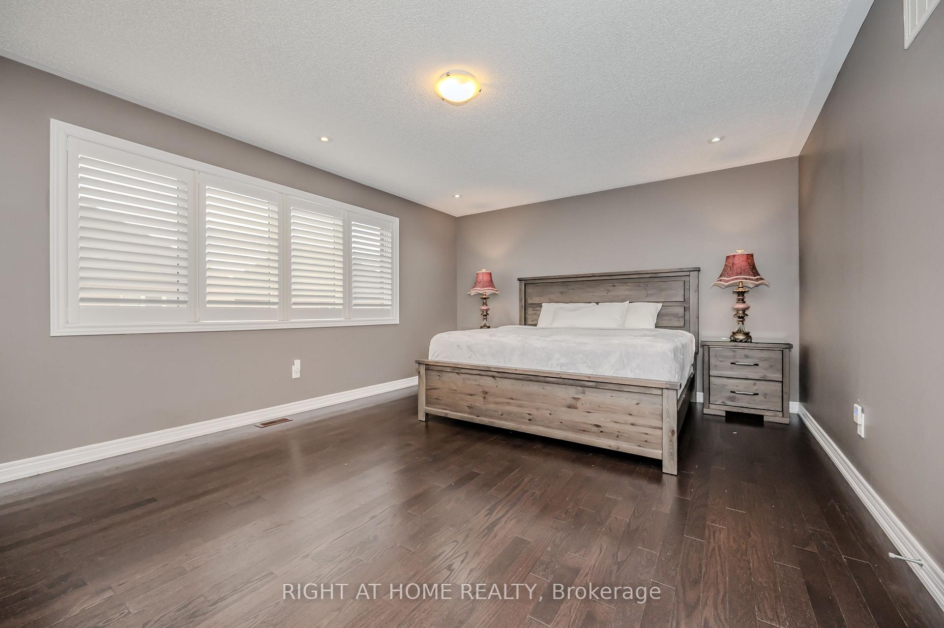 Photo 18 of 64 Kalmia Road, Brampton, Credit Valley — HOMEH