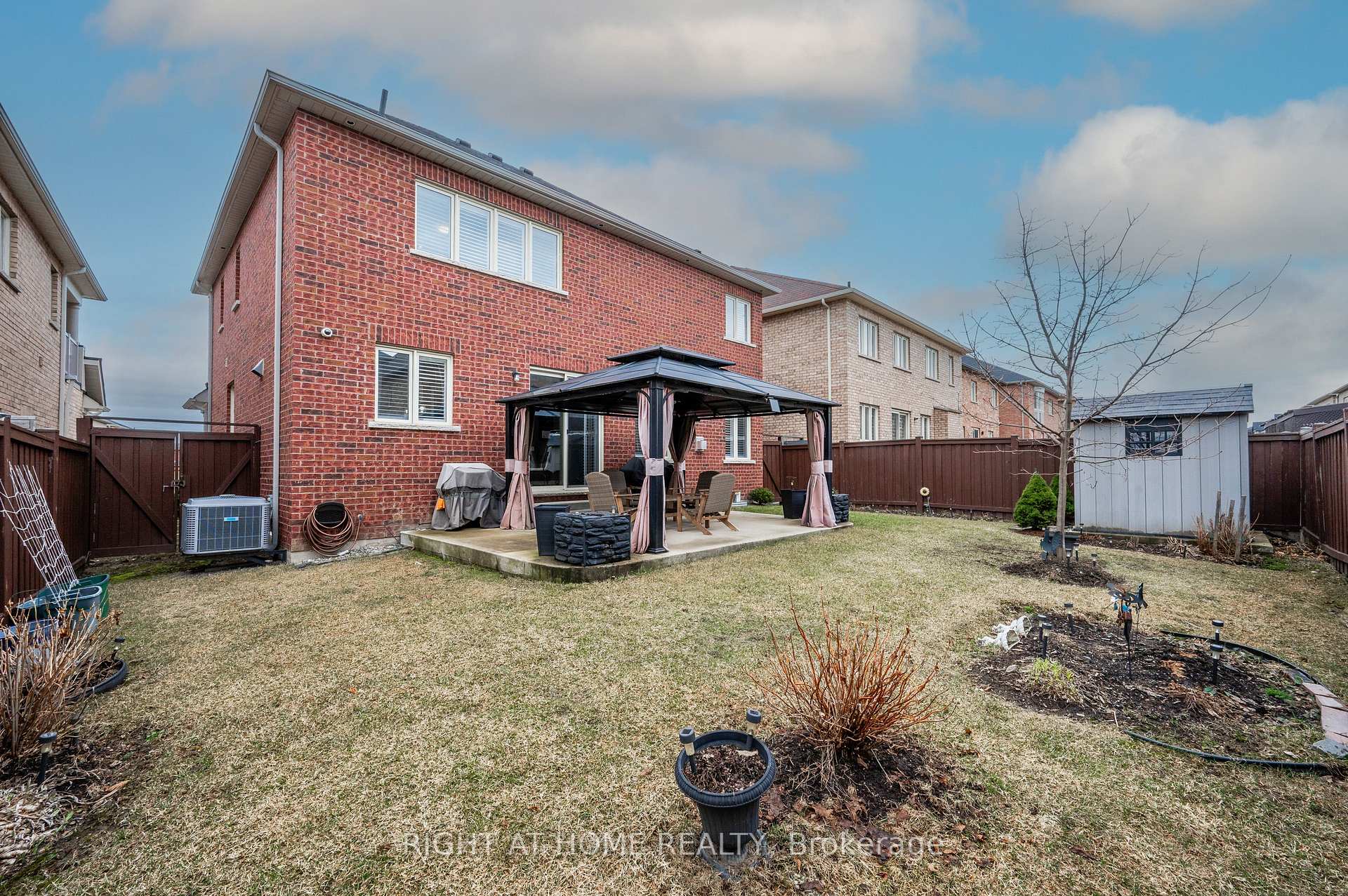Photo 33 of 64 Kalmia Road, Brampton, Credit Valley — HOMEH