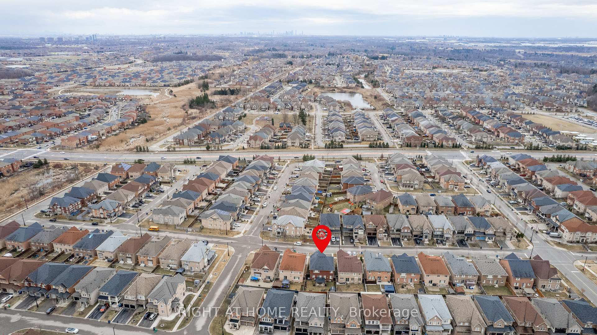 Photo 42 of 64 Kalmia Road, Brampton, Credit Valley — HOMEH