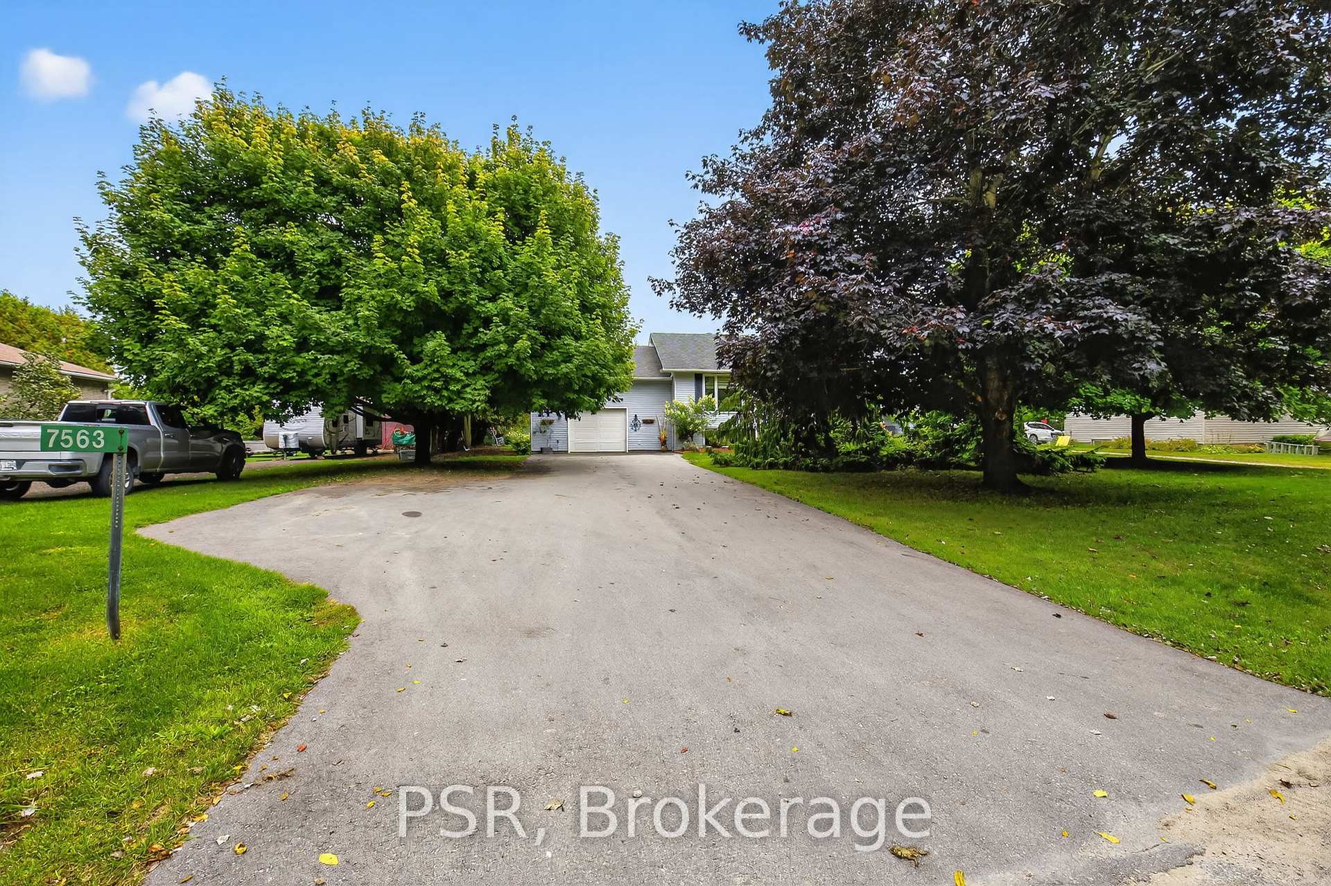 Photo 3 of 7563 36/37 Nottawasaga Side Road, Clearview, Nottawa — HOMEH