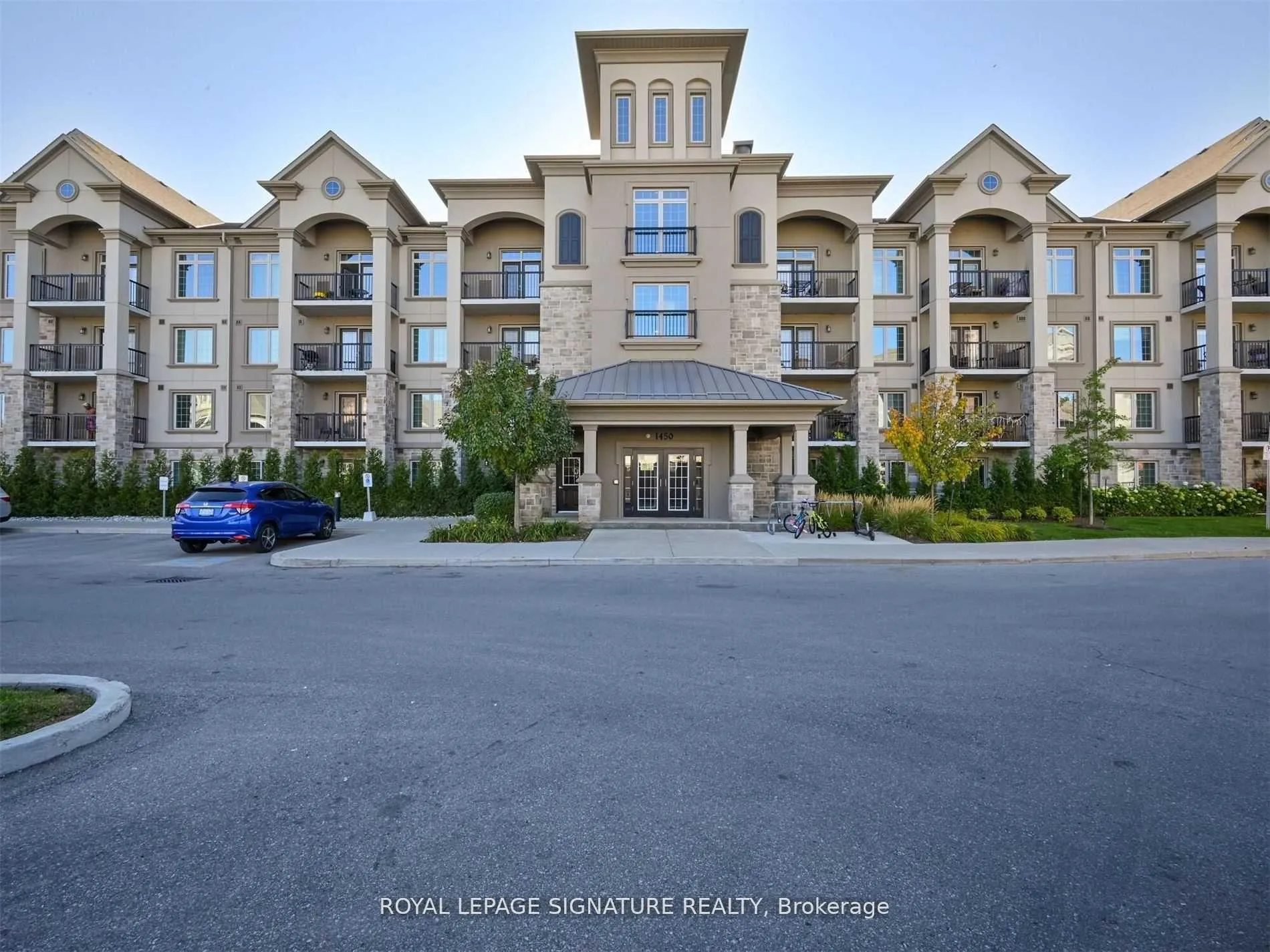 Front of Unit 309, 1450 Main Street E