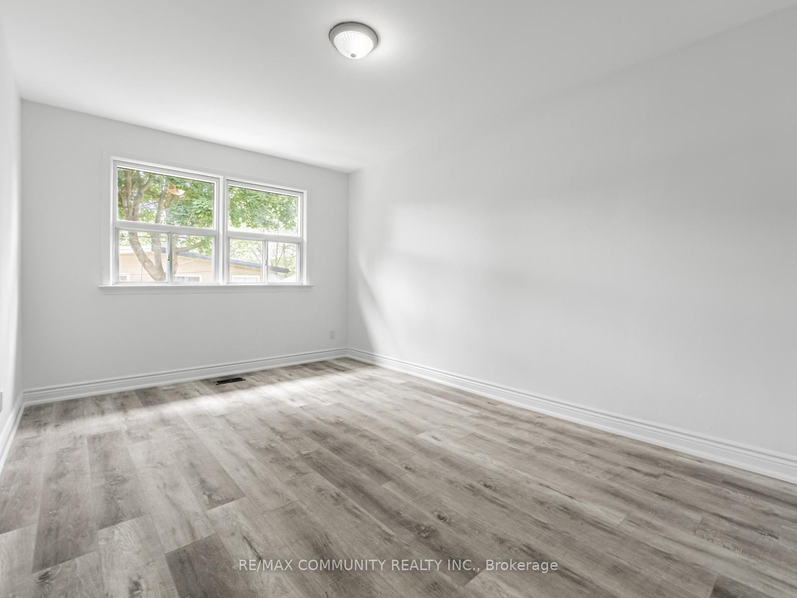 Photo 19 of 5 Langwith Court, Brampton, Brampton South — HOMEH