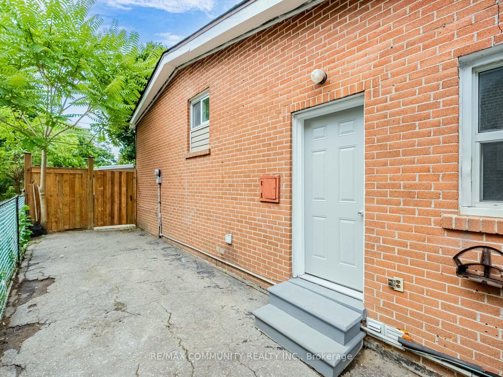 Photo 25 of 5 Langwith Court, Brampton, Brampton South — HOMEH