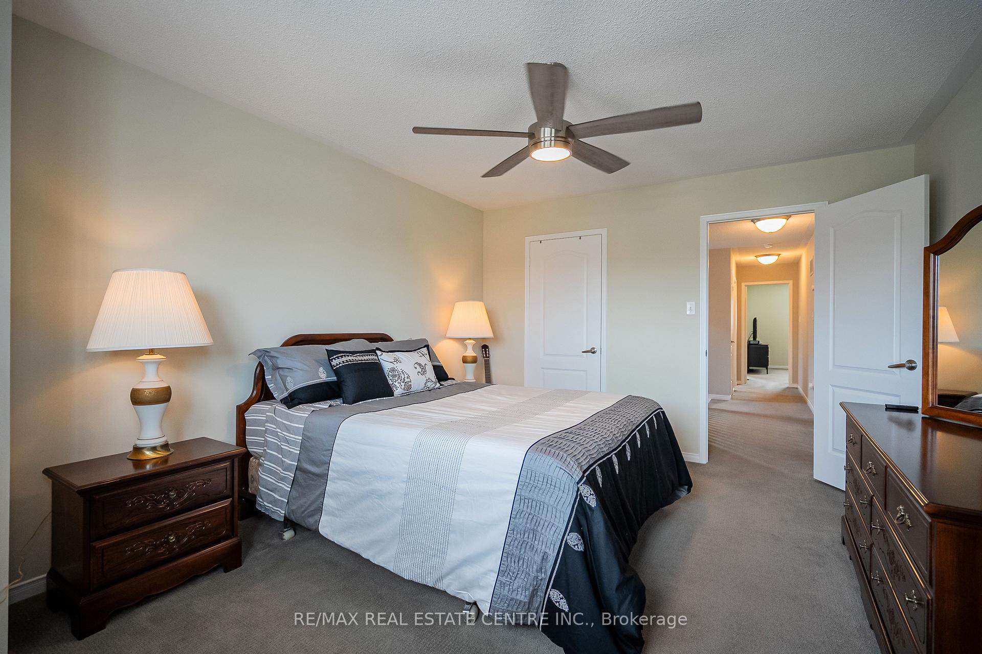 Photo 25 of 45 Culture Crescent, Brampton, Fletcher's Creek Village — HOMEH