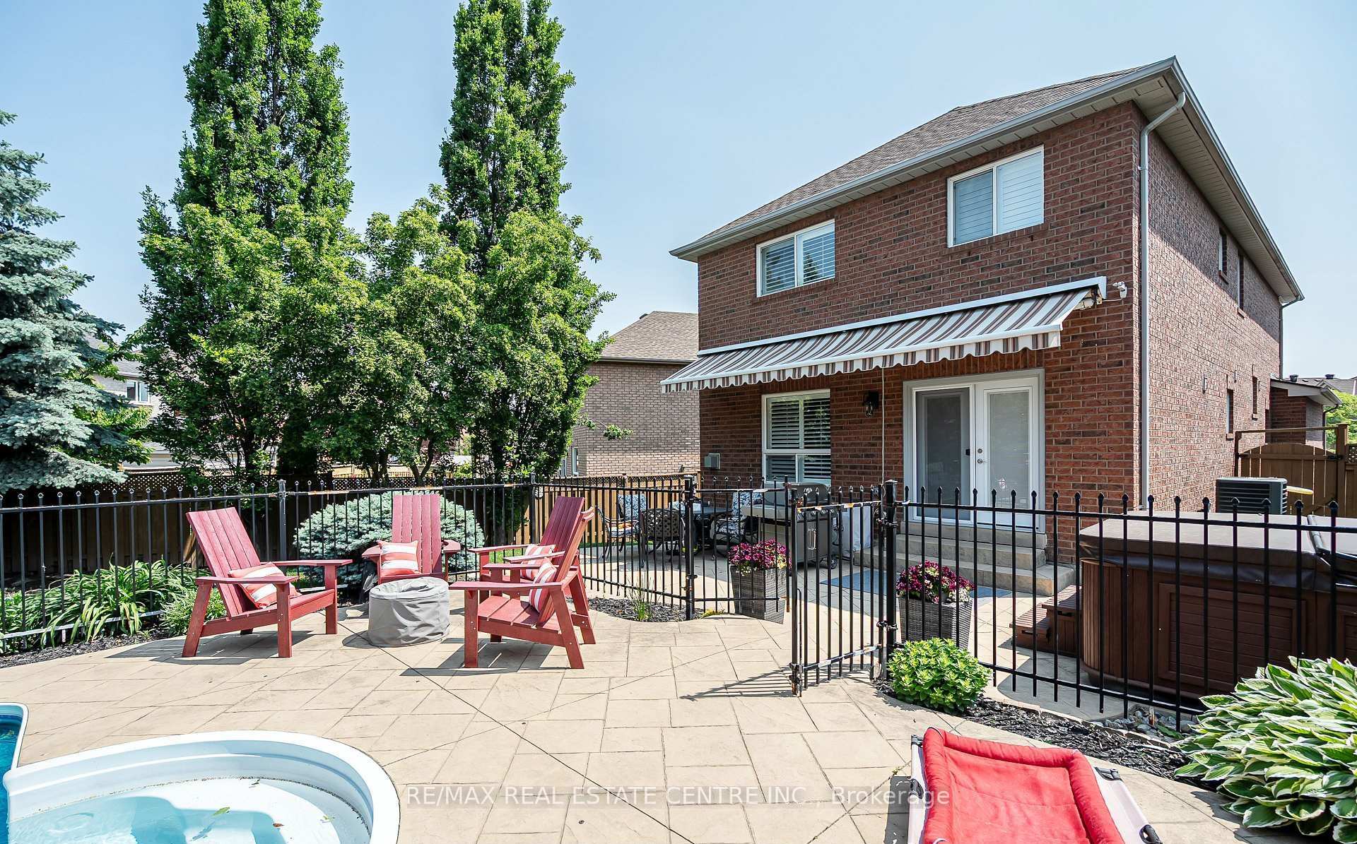 Photo 22 of 45 Culture Crescent, Brampton, Fletcher's Creek Village — HOMEH