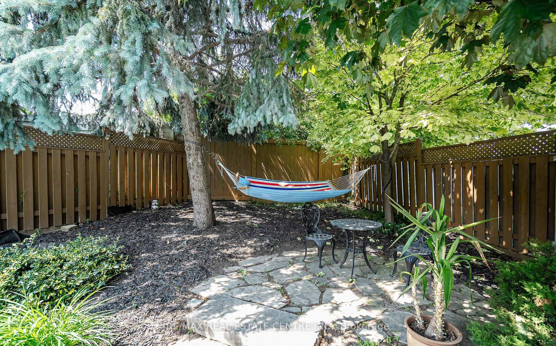 Photo 26 of 45 Culture Crescent, Brampton, Fletcher's Creek Village — HOMEH