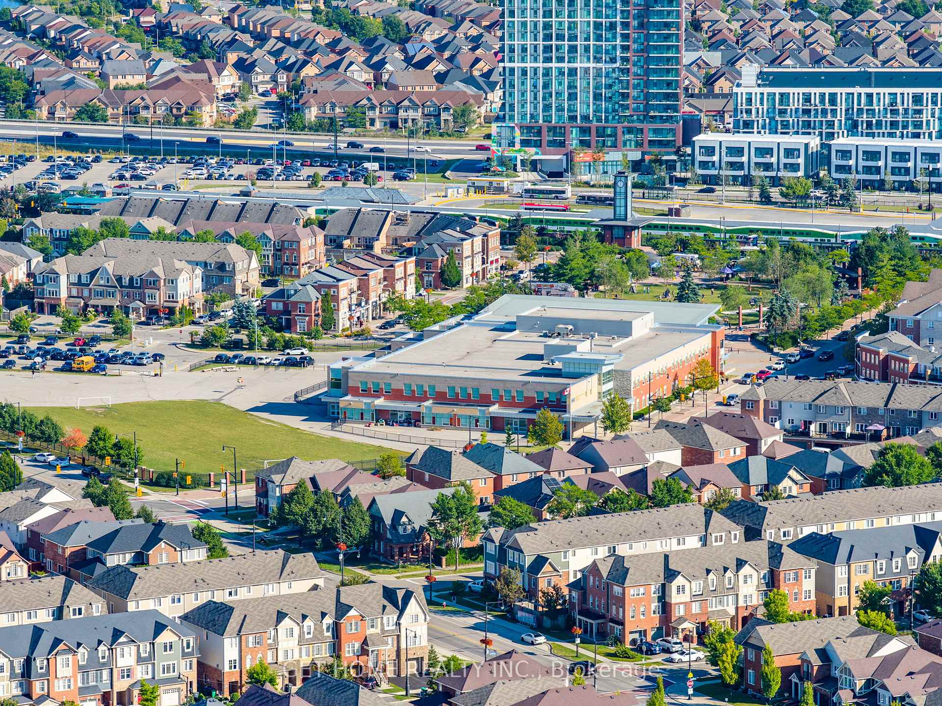 Photo 45 of 43 Baby Pointe Trail, Brampton, Northwest Brampton — HOMEH