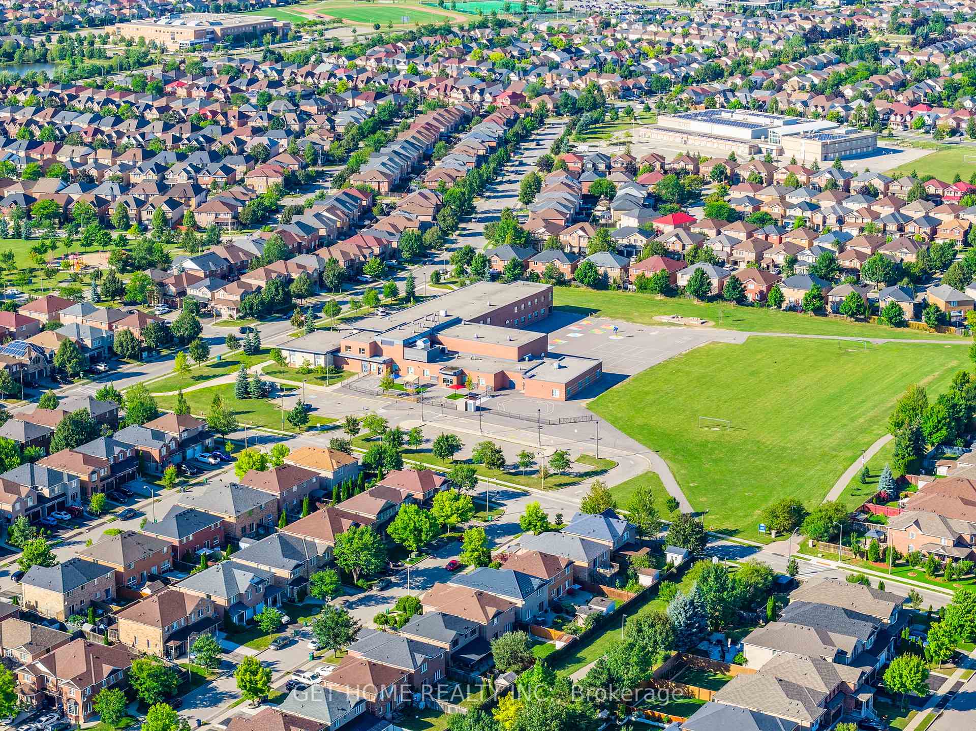 Photo 46 of 43 Baby Pointe Trail, Brampton, Northwest Brampton — HOMEH