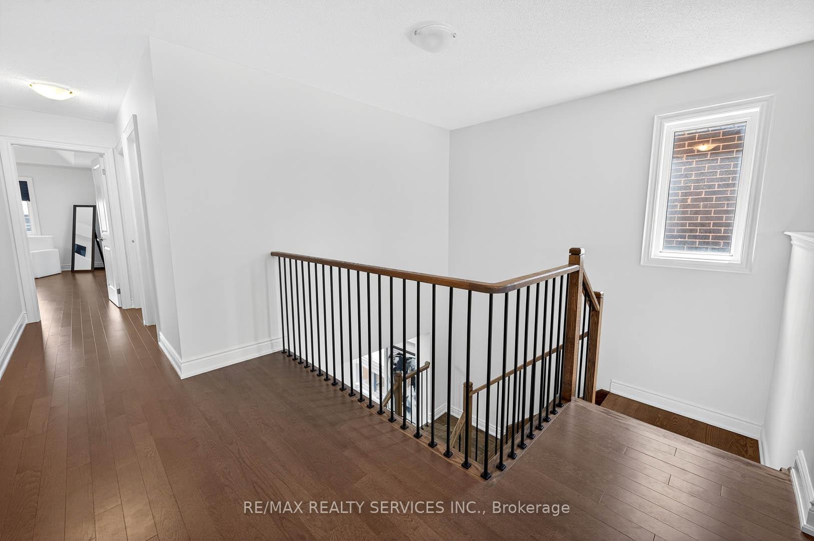Photo 21 of 14 Workgreen Park Way, Brampton, Bram West — HOMEH