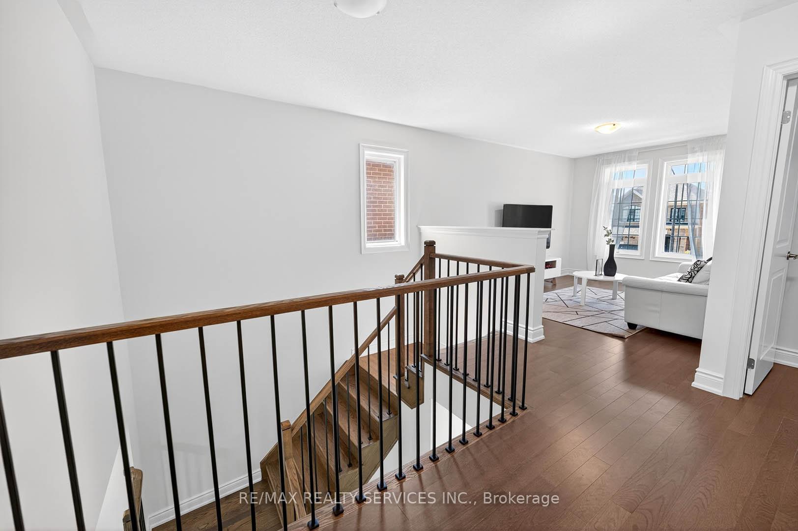 Photo 22 of 14 Workgreen Park Way, Brampton, Bram West — HOMEH