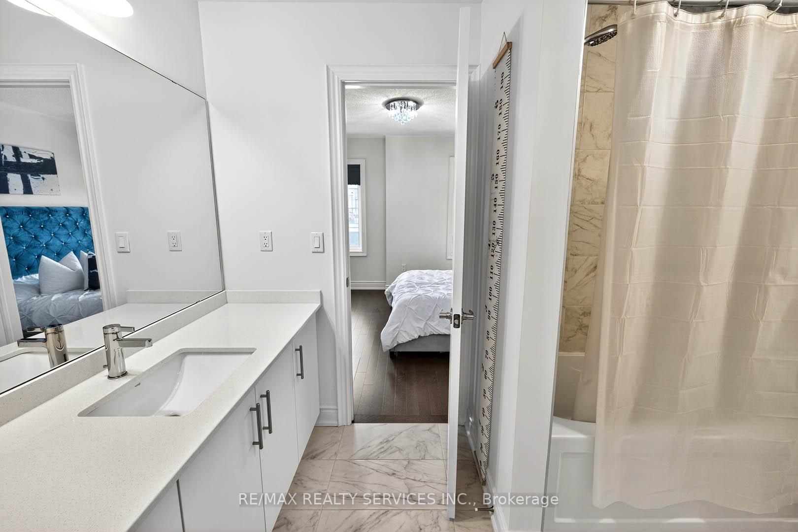 Photo 29 of 14 Workgreen Park Way, Brampton, Bram West — HOMEH