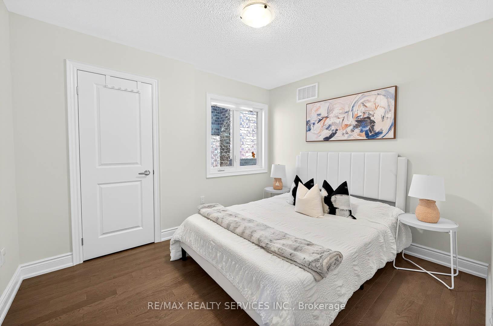 Photo 31 of 14 Workgreen Park Way, Brampton, Bram West — HOMEH