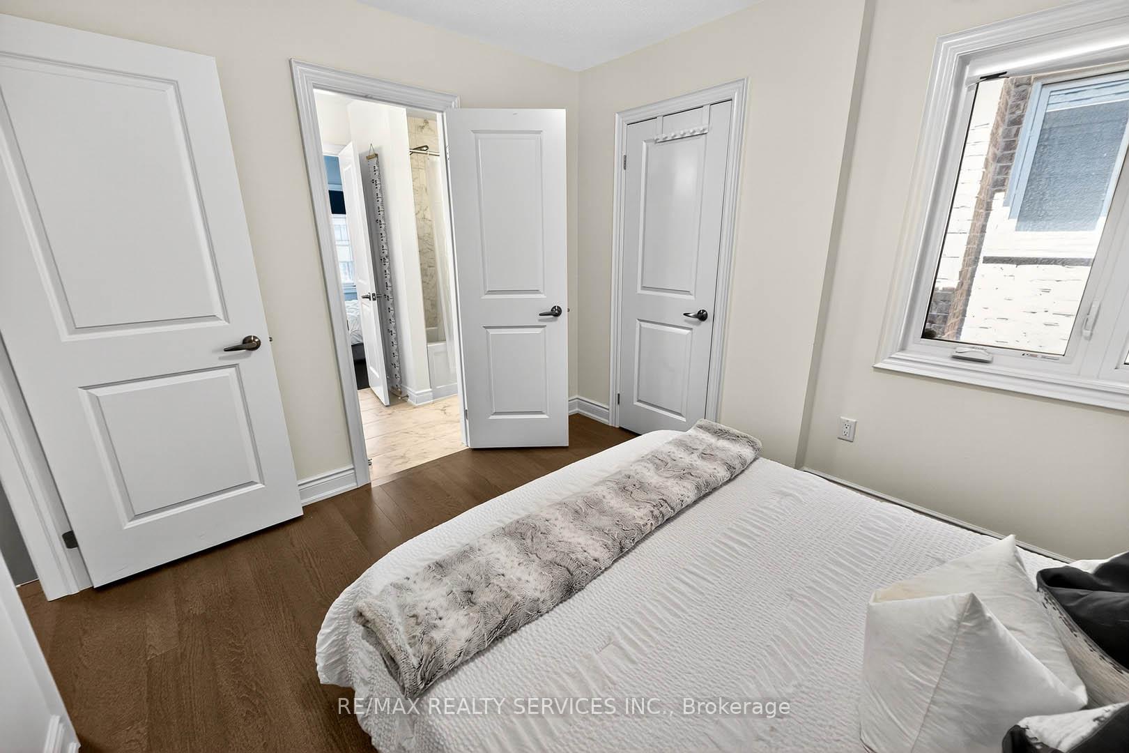 Photo 32 of 14 Workgreen Park Way, Brampton, Bram West — HOMEH