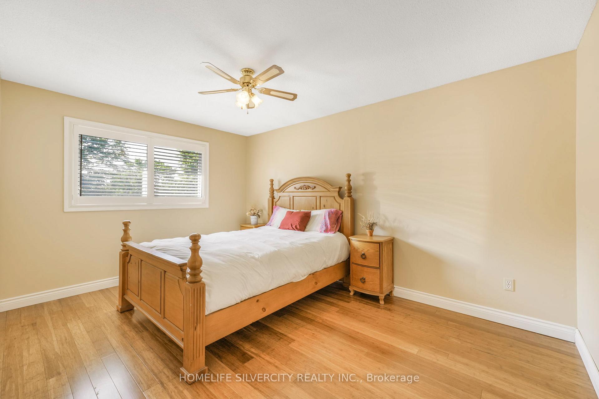 Photo 14 of 16 Pacific Lane, Brampton, Northgate — HOMEH